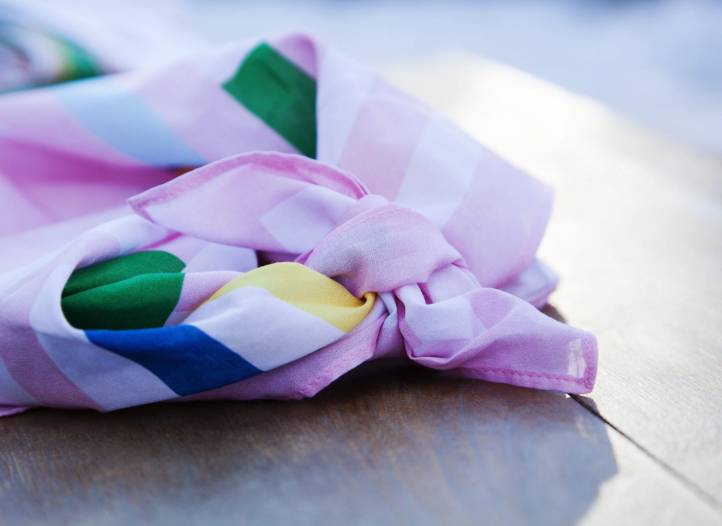 PinkScarfKnot.jpg