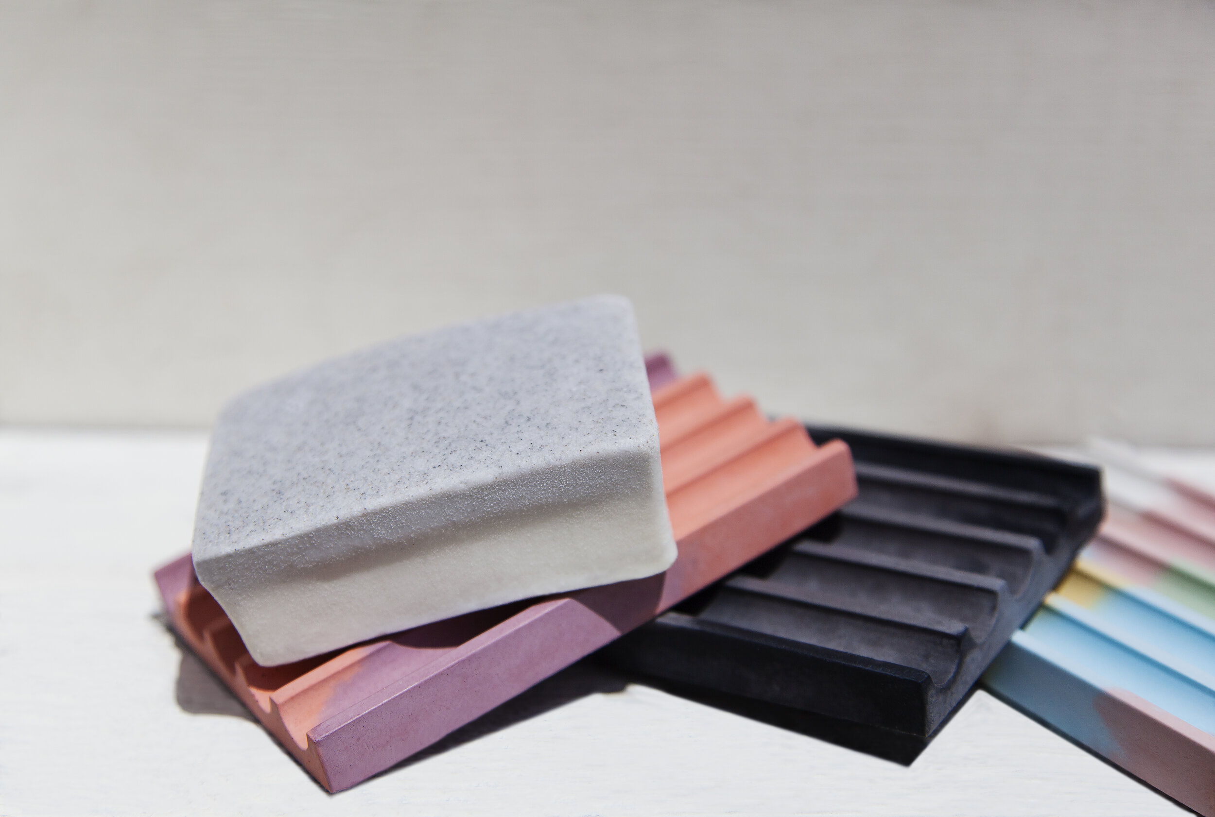 SoapDishColorwaysExSoap.jpg