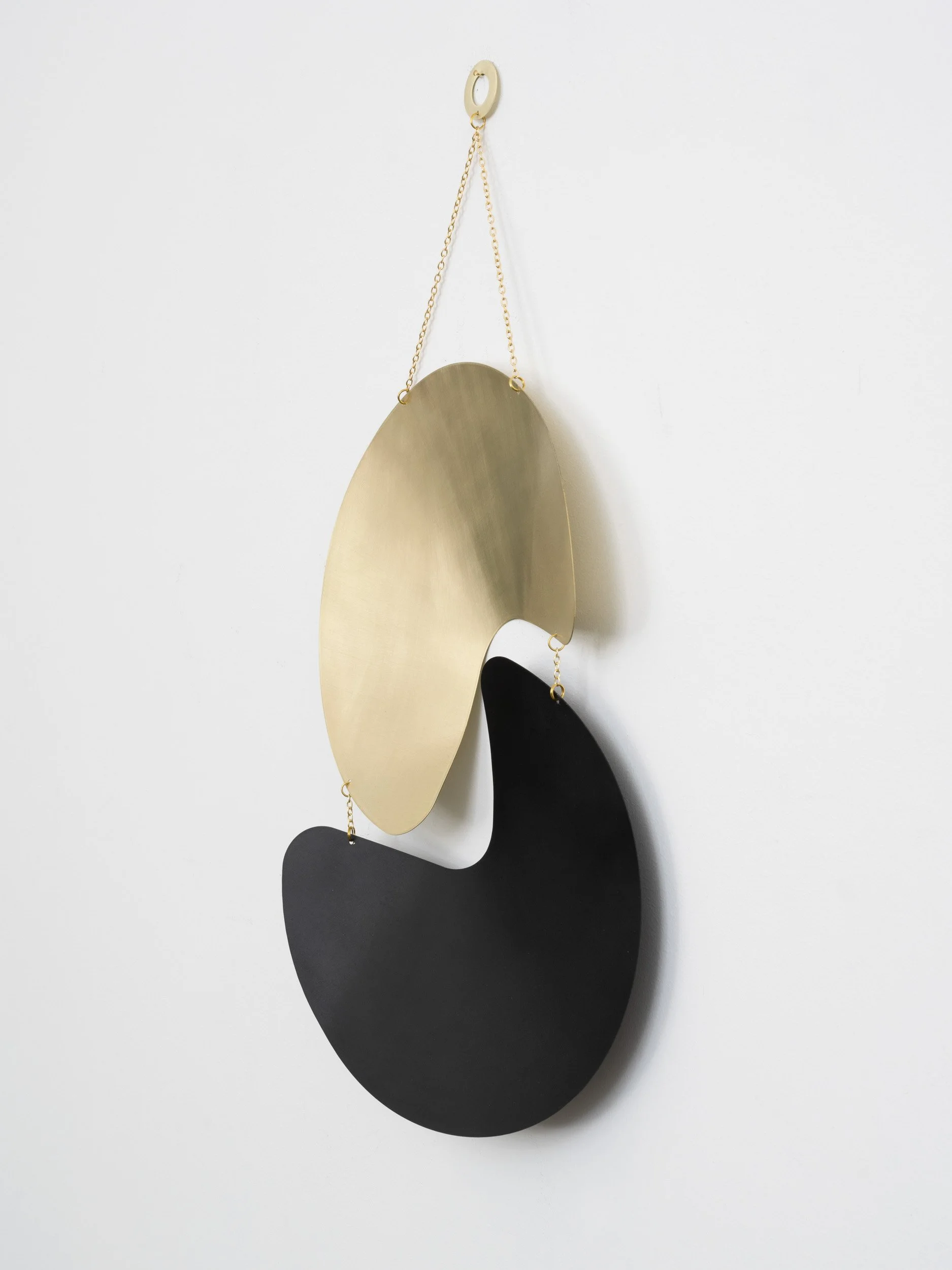PG_echo_black_brass-2.jpg