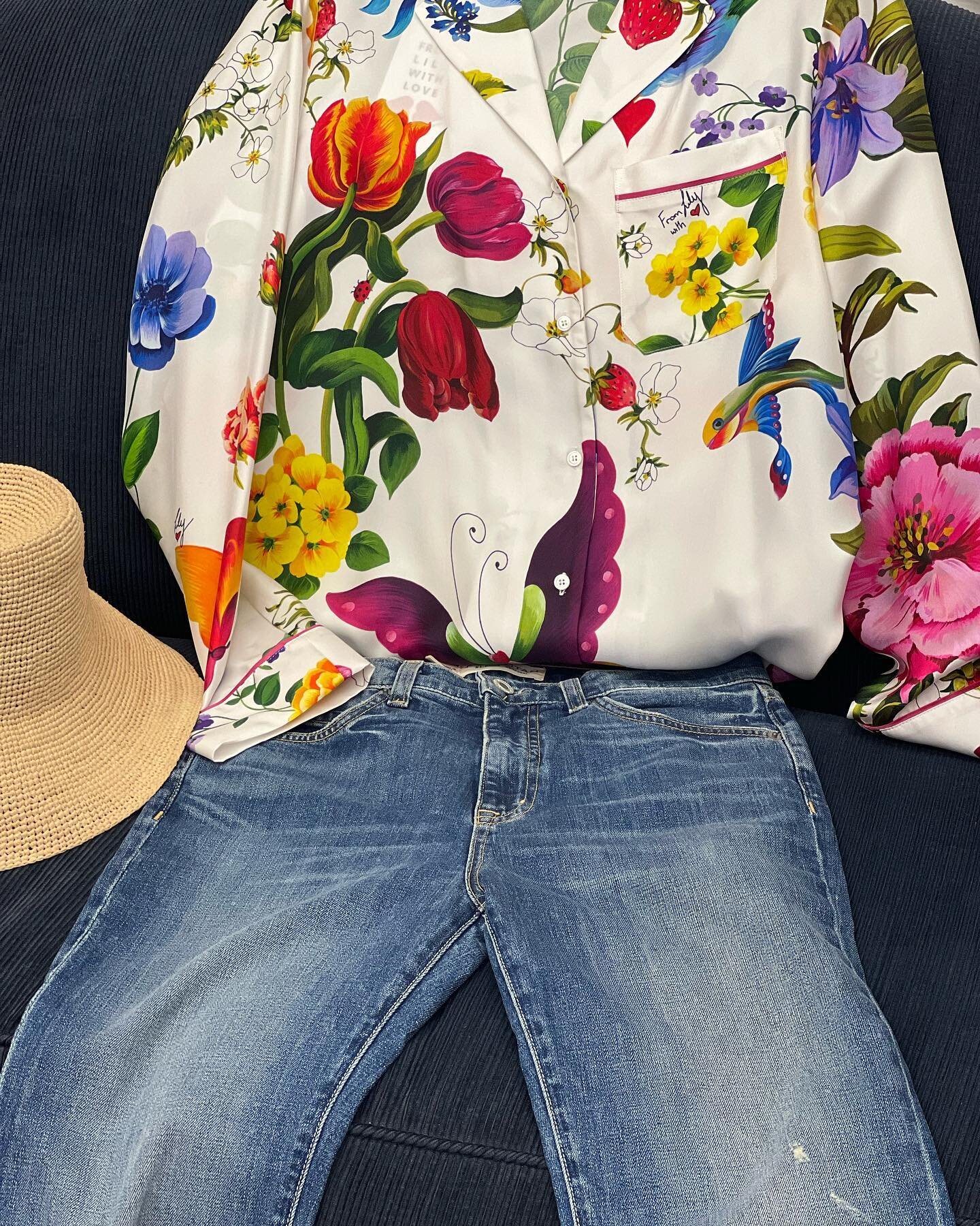 Chic for spring! Shop the Boutique Tuesday, Thursday and Saturday, 12-4pm for great spring accessories, denim and warm weather tops.