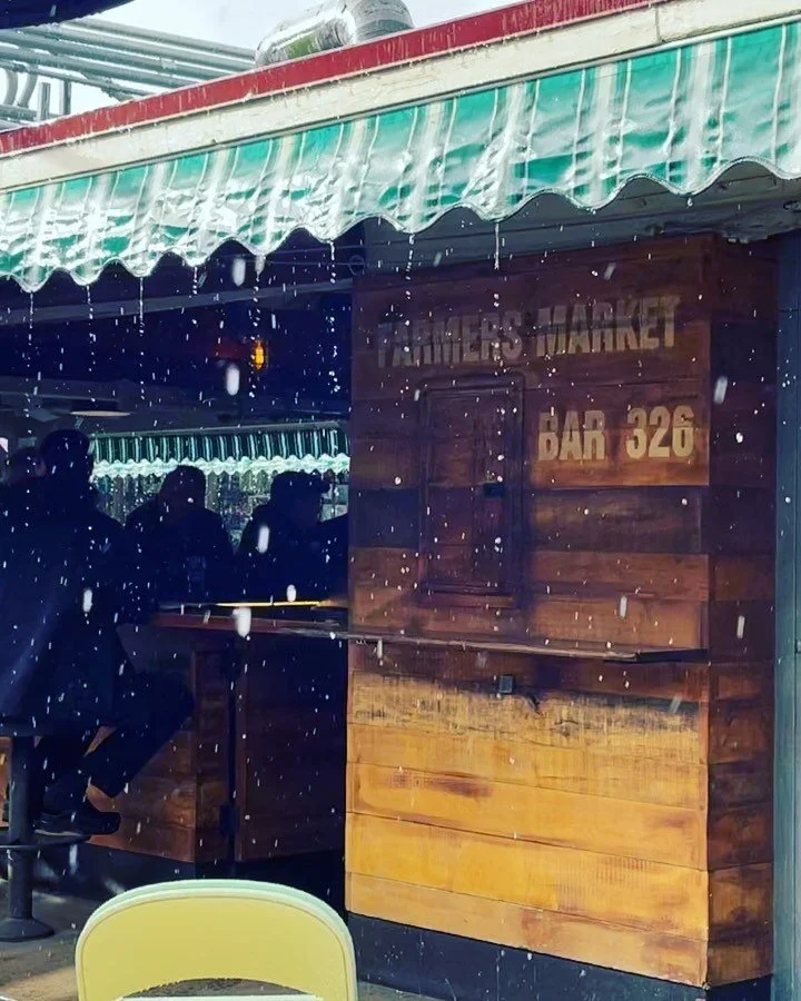 Current Mood at Bar 326, Rain or Shine, Come find your Pot of Gold 🍻 🌧️ ☘️ 
Follow us on our new Facebook page: Farmers Market Bar 326
#orignalfarmersmarket #farmersmarketbar326 #bar326 #farmersmarketla #rainorshine #craftbeer #beerpaperla #infat