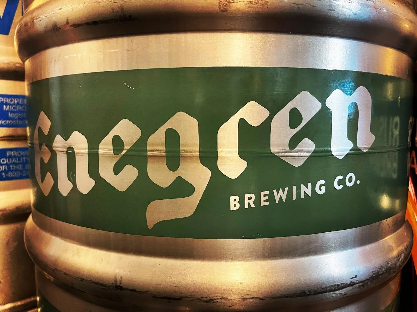 Tap Takeover today with Enegren Brewing at Bar 326, featuring their High Street~Vienna Lager, Reinheitsgebot and more! 🍻
#farmersmarketla #originalfarmersmarket #bar326 #farmersmarketbar326 #beerstagram #enegrenbrewing #enegren #reinheitsgebot