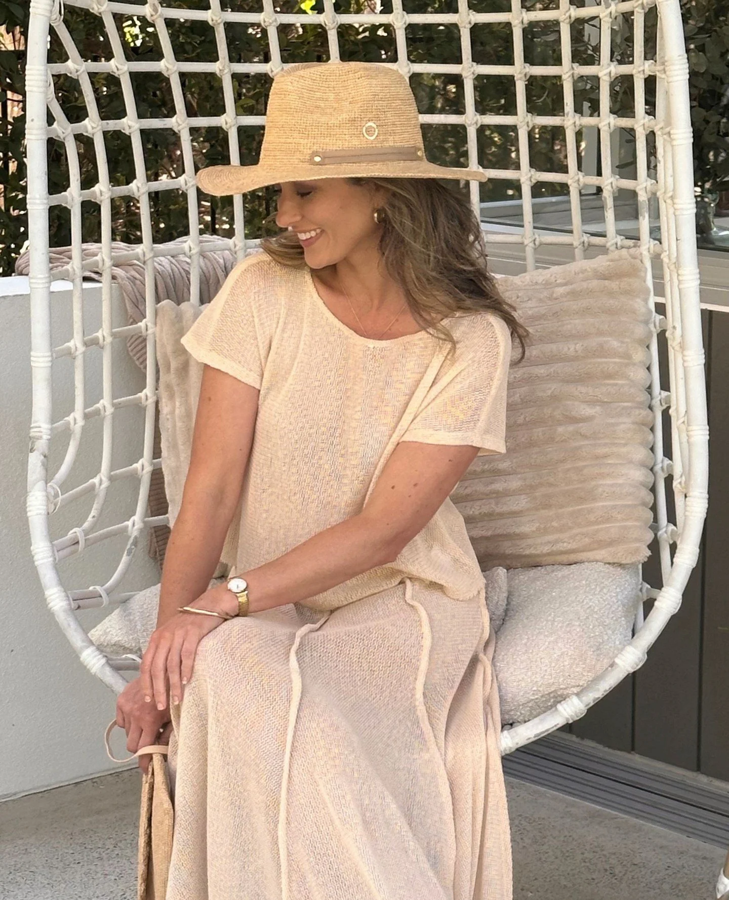 ✨ Looking to add a touch of elegance to your outfit? Our exquisite collection of hats is here to transform your style! ⁠
⁠
⁠
⁠
⁠
#sundaise #sundaisehats #hats #bags #purses #handbags #fedorahats #panamahats #blush #natural #roundbag #widebrimhat #sum