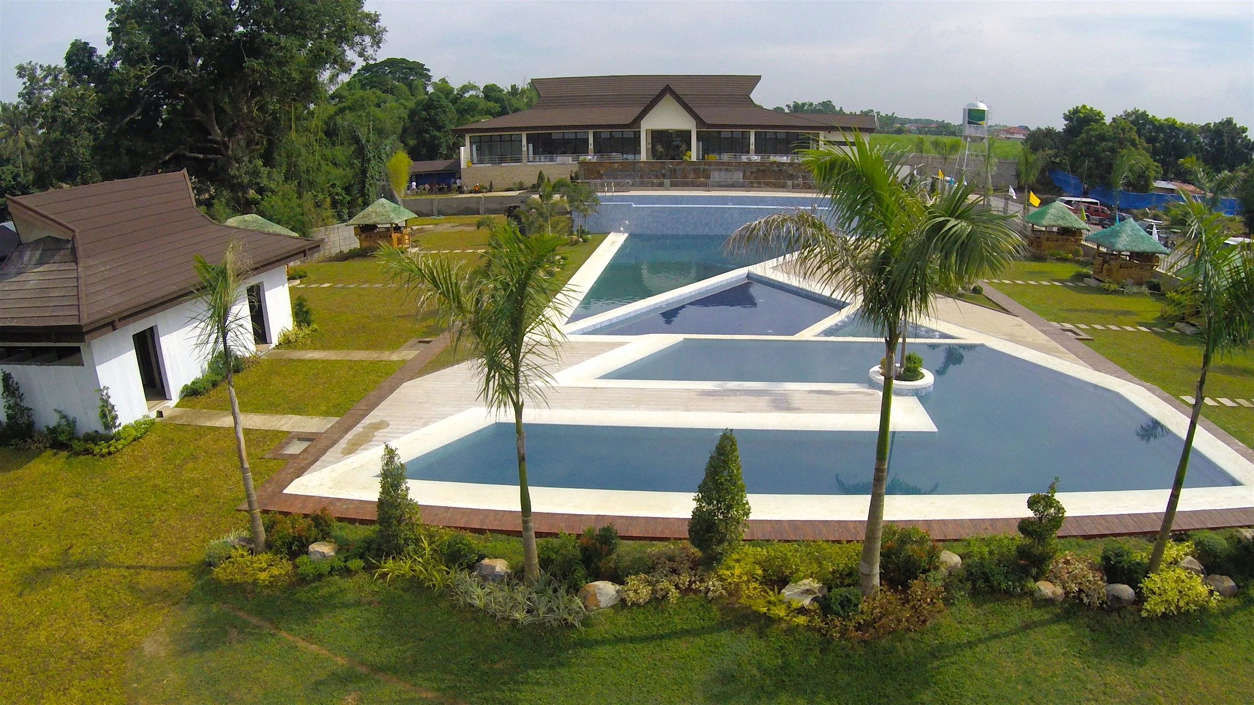 the palms peak resort, batangas resort, ibaan resort, sandalan, ibaan, the palms peak, the palms peak resort, the palms peak pavilion, bahay kubo