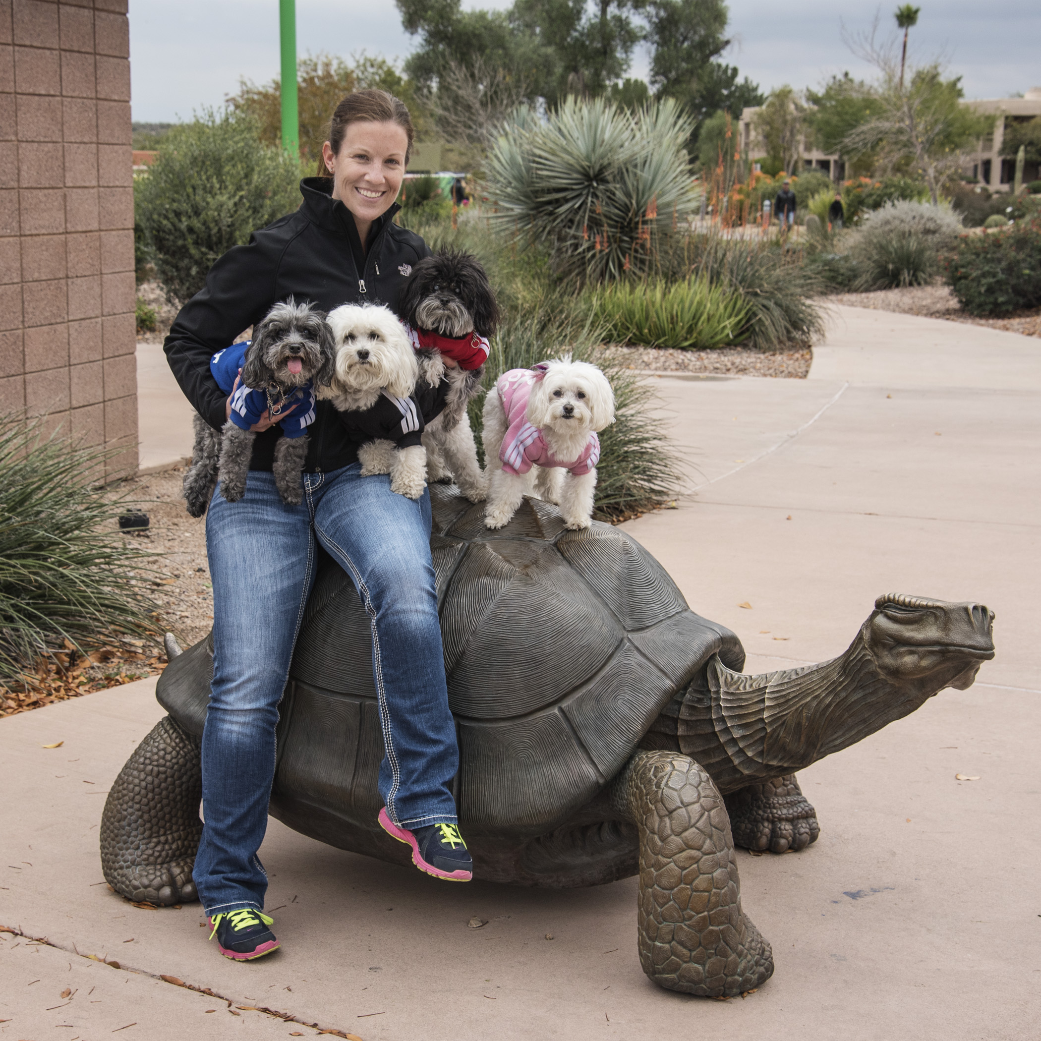  Have you ever rode on a turtle before? We can now say, we have. Thanks for the assist, Aunt Lori! 
