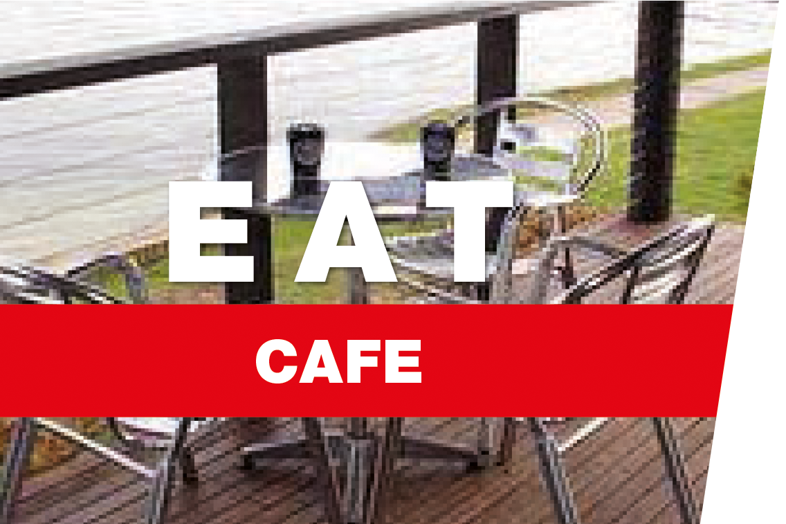 Relax while enjoying a meal & refreshment on our verandah overlooking the lakes & Blue Mountains.