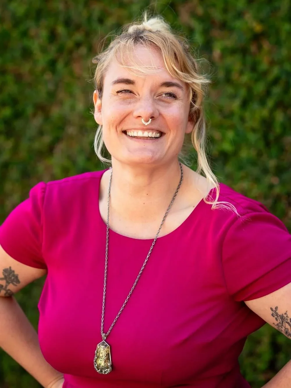 Schedule with our therapist Becca at our Airport Boulevard location!

Specialties: Deep Tissue, Pre-Natal/Post Partum, Facial Massage

Deep, deep, deep! Becca has weight-lifter strength that she uses to push through knotted, dense tissue. As both a y