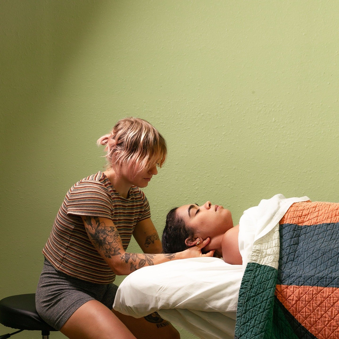 We have same day availability for both of our locations! Get yourself a massage this Saturday December 20th 💆