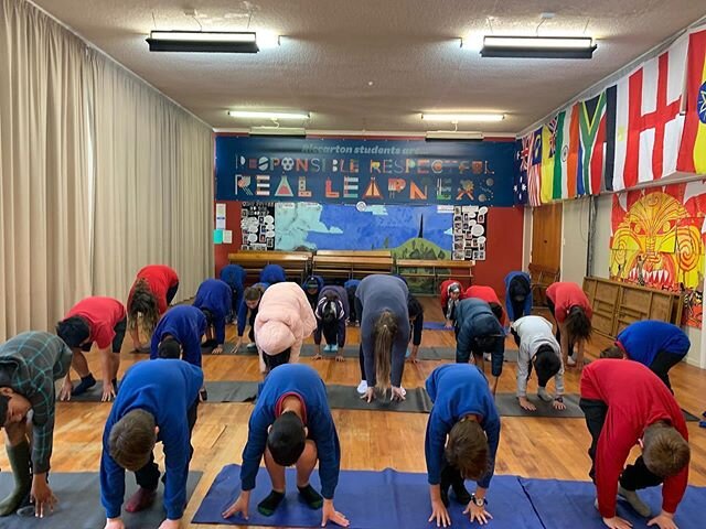 Morena! 🌞

We are back teaching under Level 2 inside some of our Long Term Schools, It&rsquo;s so nice too see Staff and students, after being in Lockdown.
Anxiety has been at a all time high for most students so Yoga Warriors have been able to deli