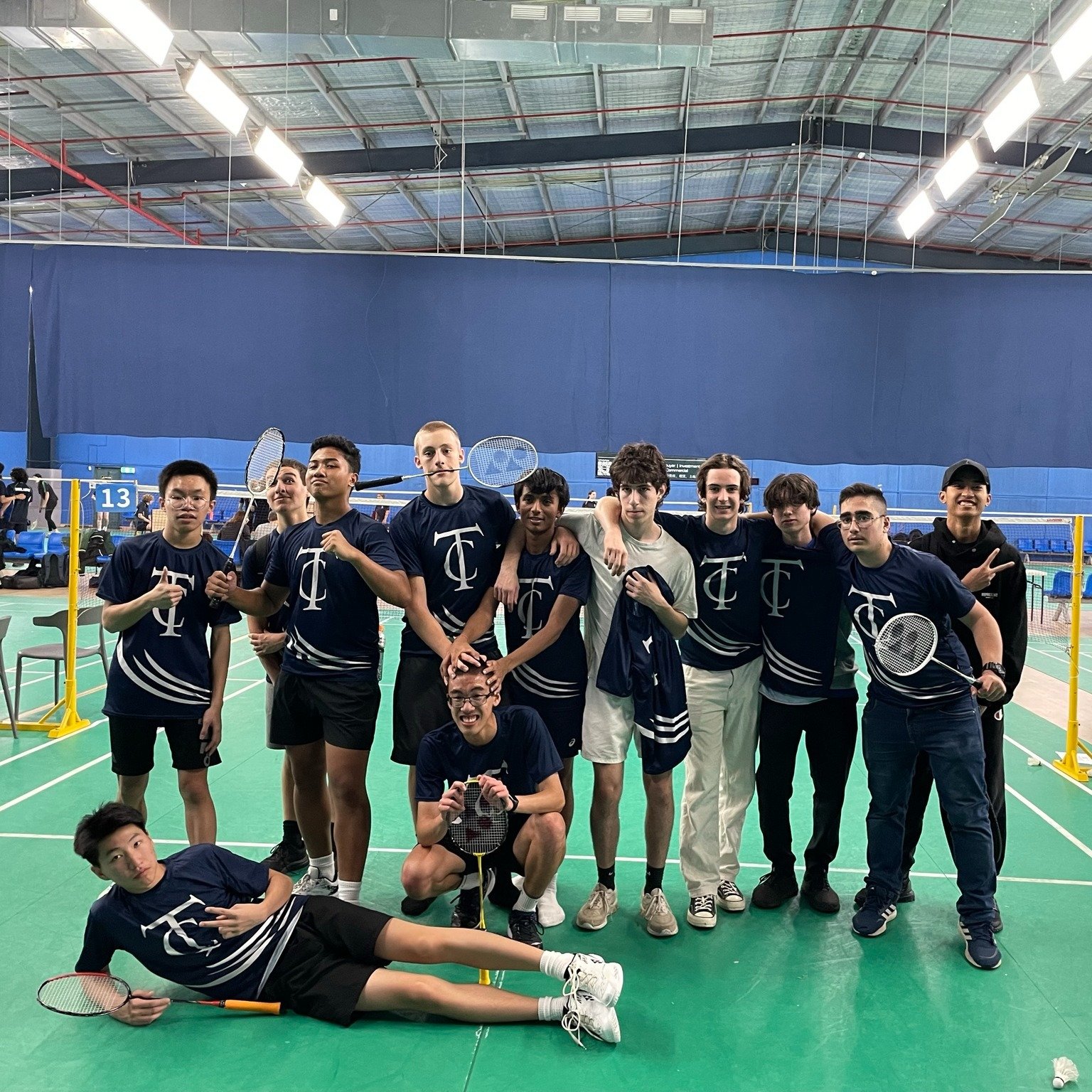 Senior Badminton competed in interschool division badminton yesterday coming away with a solid silver placement! 🥈🏸🎉 Congrats to the team 👏