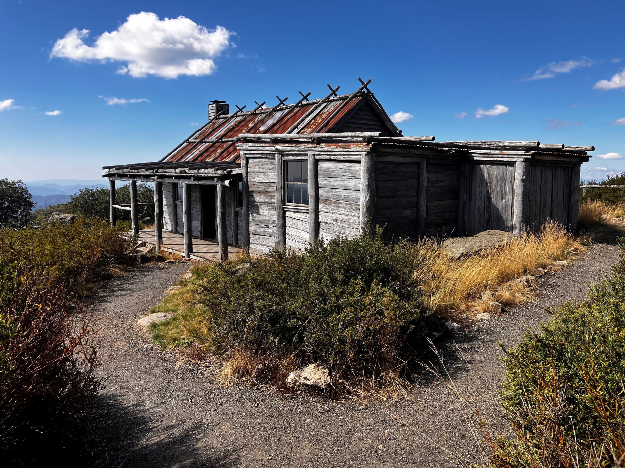 Craig's Hut 1.jpg