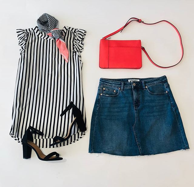Monday morning style inspo for the warmer weather! Just because this skirt is denim and distressed, it doesn't mean you can dress it up a bit. This top from @sussan is completed by the colour pop from @oxfordshop&nbsp;in the scarf and bag. Simple blo