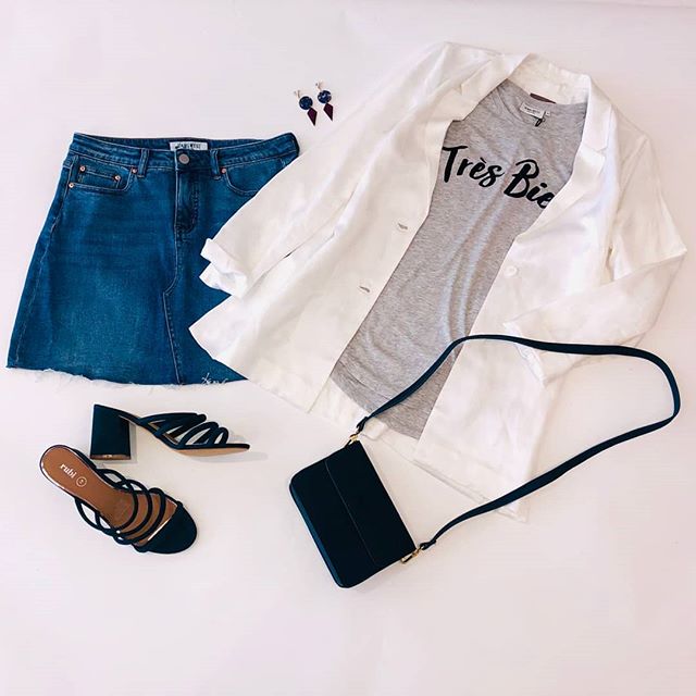 Weekend style ideas for the typical confused Melbourne weather! #keypieces for the win! This look featuring the @jeanswest denim skirt is spring casual for the modern woman. Styled with their t-shirt, @sussanfashion blazer, and accessories from @rubi
