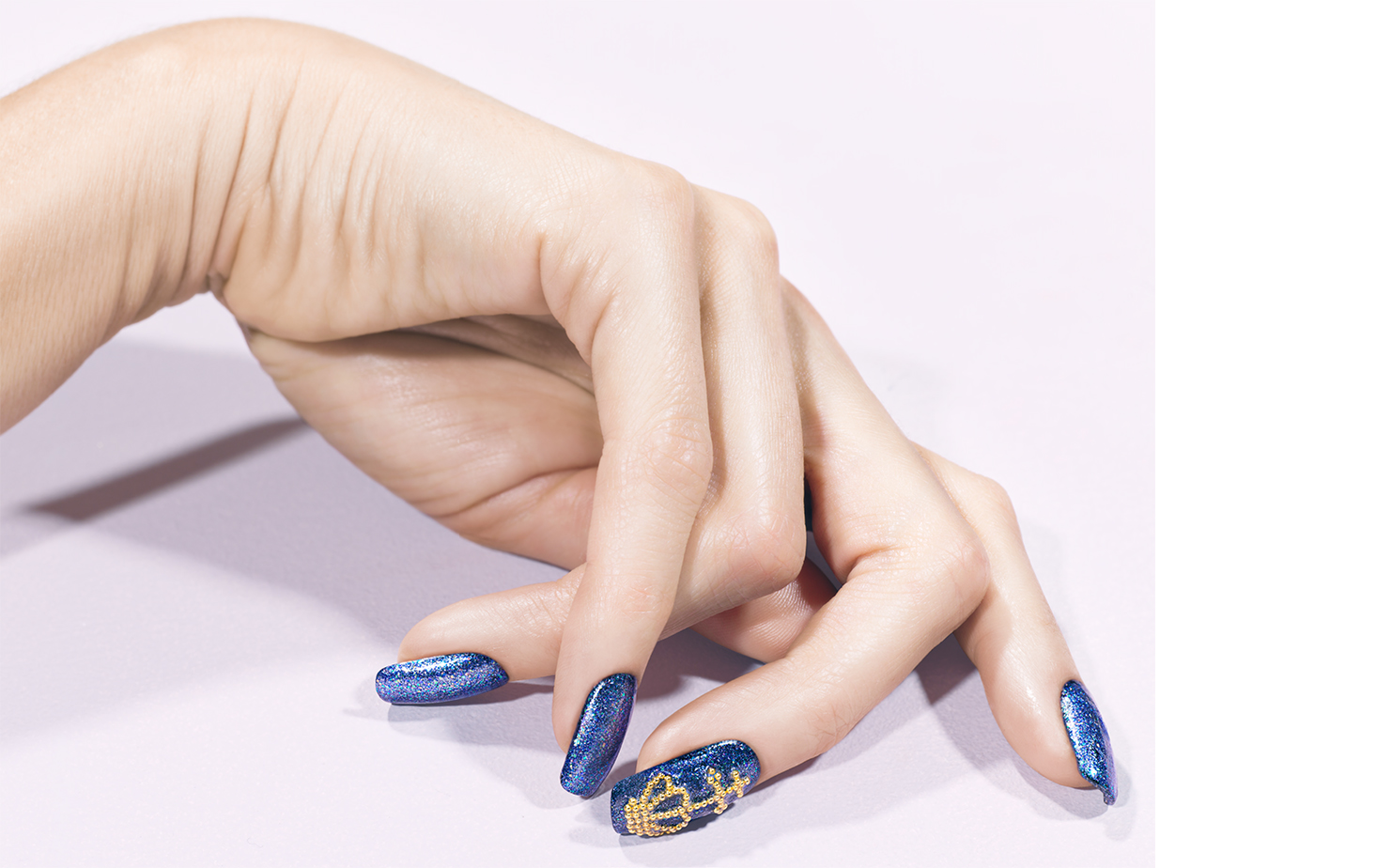   Nowness   FASHION EDITOR Sally Singer MANICURIST Maki Sakamoto 