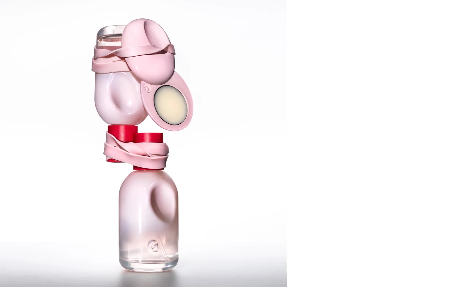 Holiday CREATIVE DIRECTOR Marie Suter