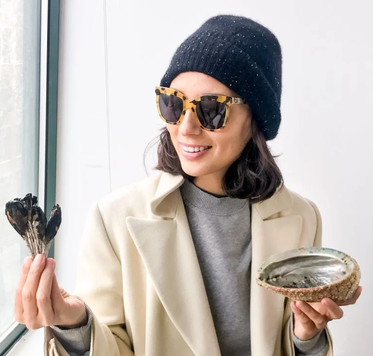 HOW TO CLEANSE YOUR CLOTHES &amp; SPACE BY BURNING SAGE