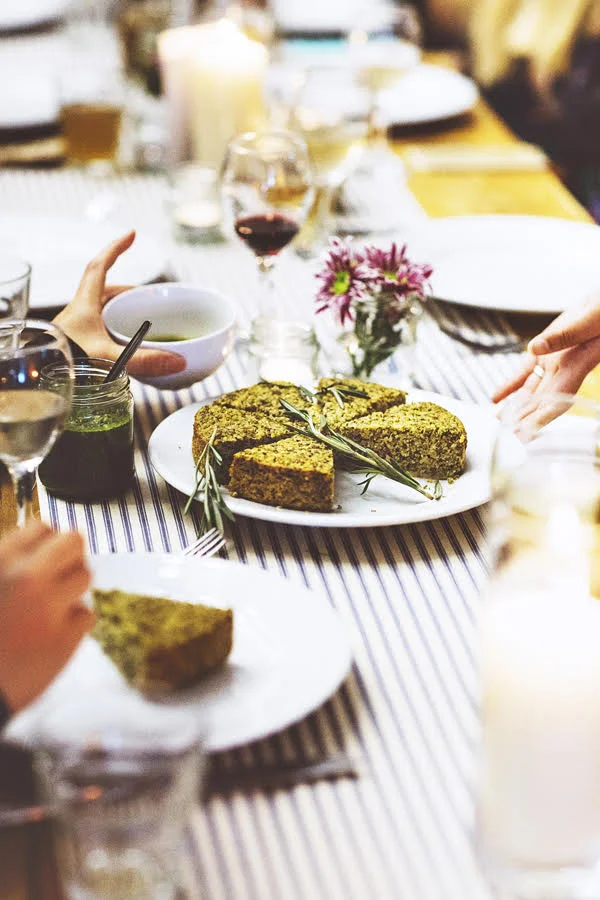 ROSEMARY MUNG BEAN BREAD