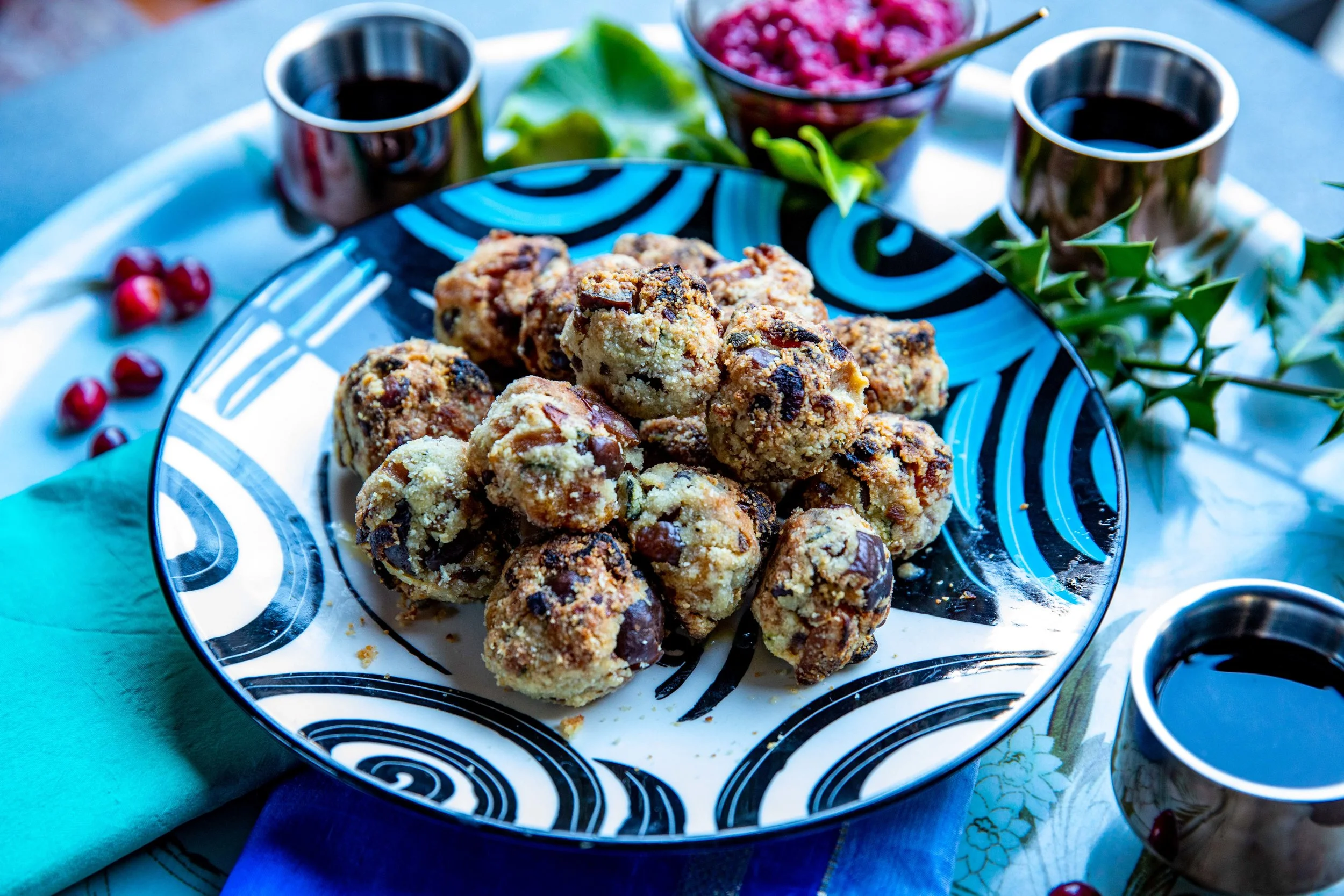 CHESTNUT, SAGE AND APRICOT STUFFING BALLS
