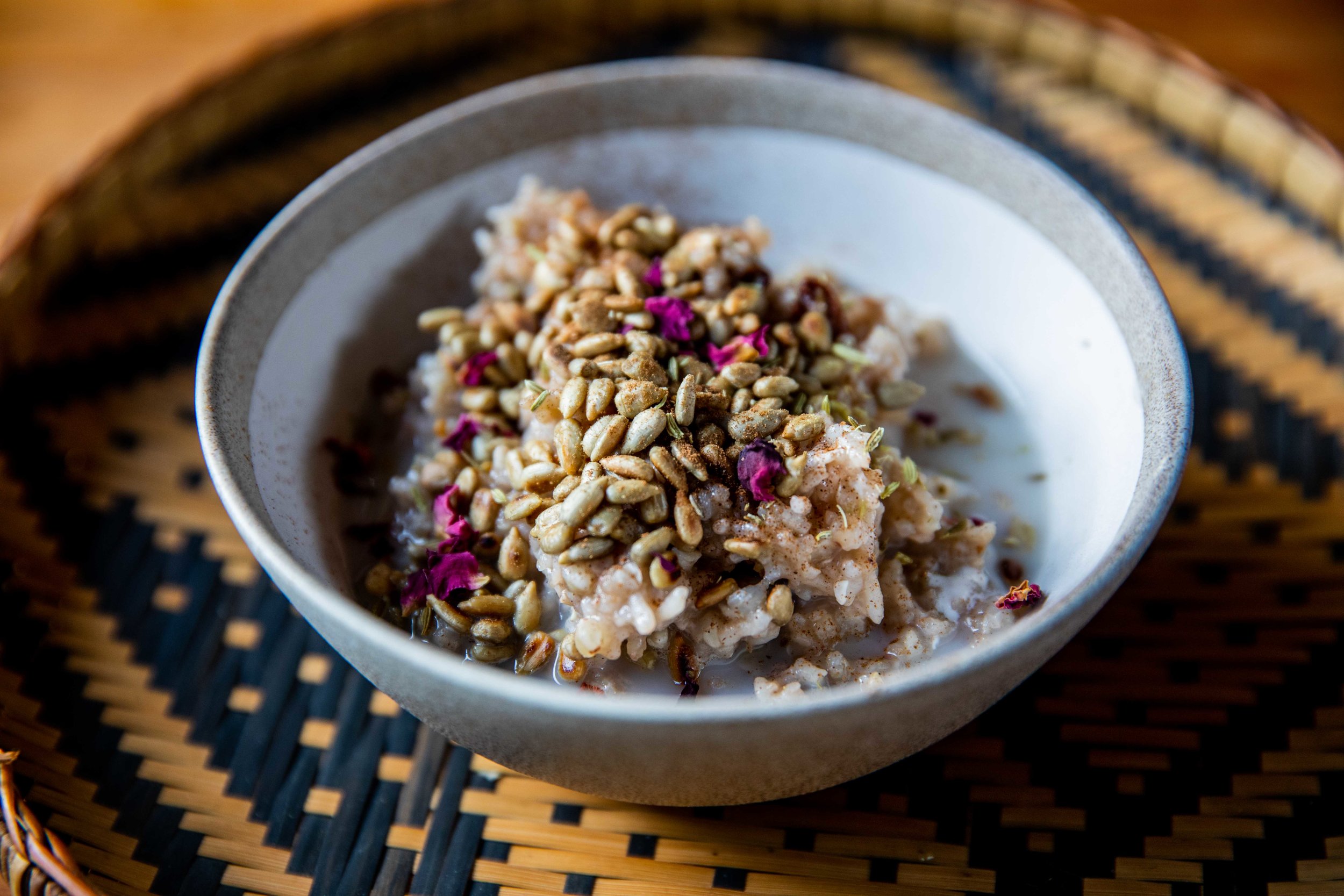 FENNEL AND ROSE BUCK-RICE PORRIDGE WITH TOASTED SUNFLOWER SEEDS