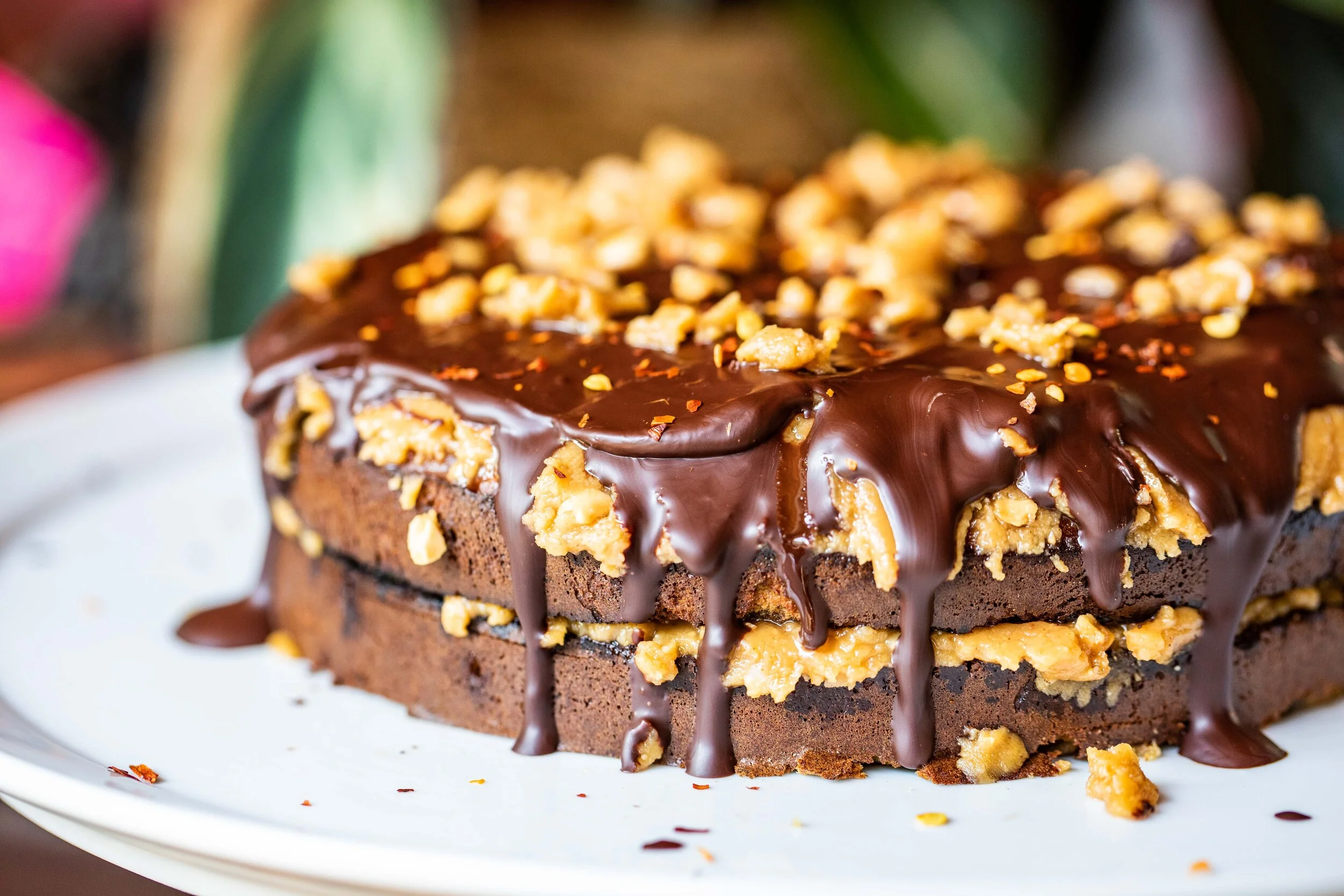 PEANUT BUTTER BANANA BREAD CAKE WITH SEA SALT, CHOCOLATE AND CHILLI