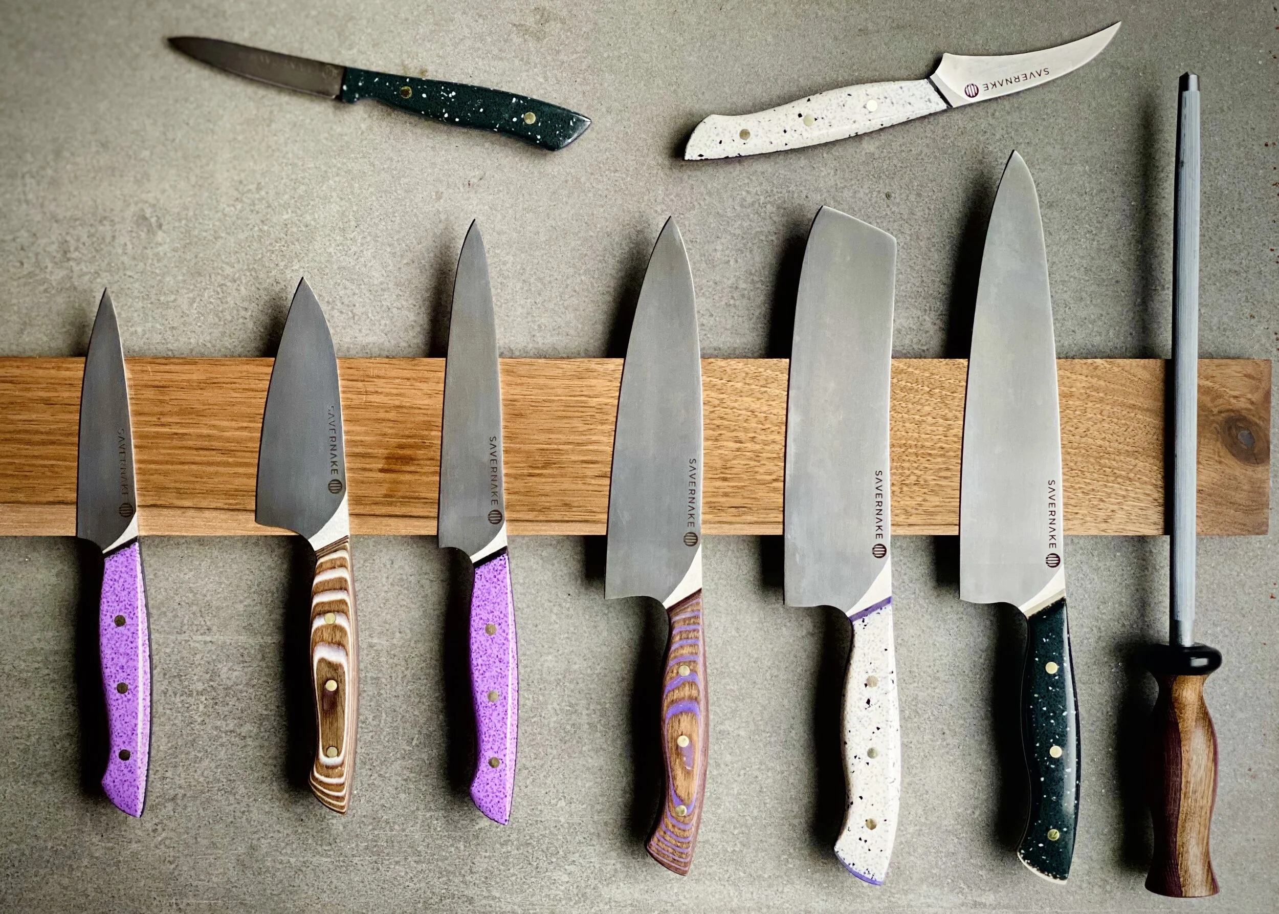 THE LATEST ADDITION TO MY KITCHEN: SAVERNAKE KNIVES
