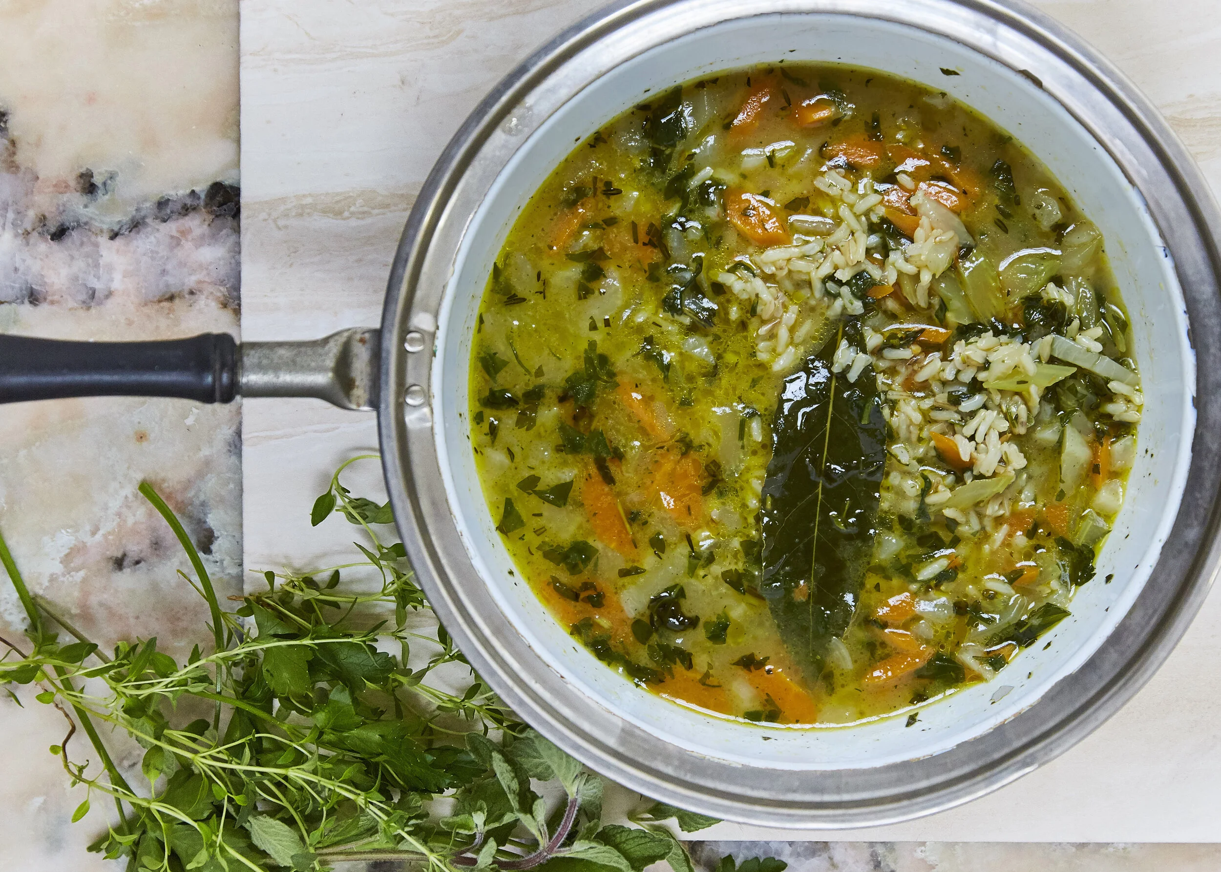 SPRING-CLEAN VEGETABLE BROWN RICE SOUP