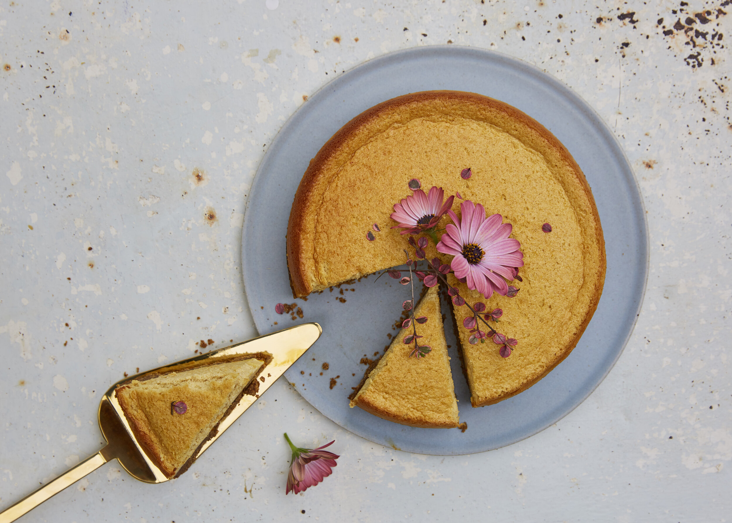 SAFFRON CARDAMOM COTTAGE CHEESECAKE WITH A MILLIONAIRE CRUST