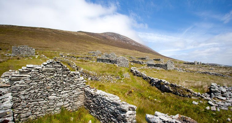 mayo-ireland-achill-deserted-village.jpeg