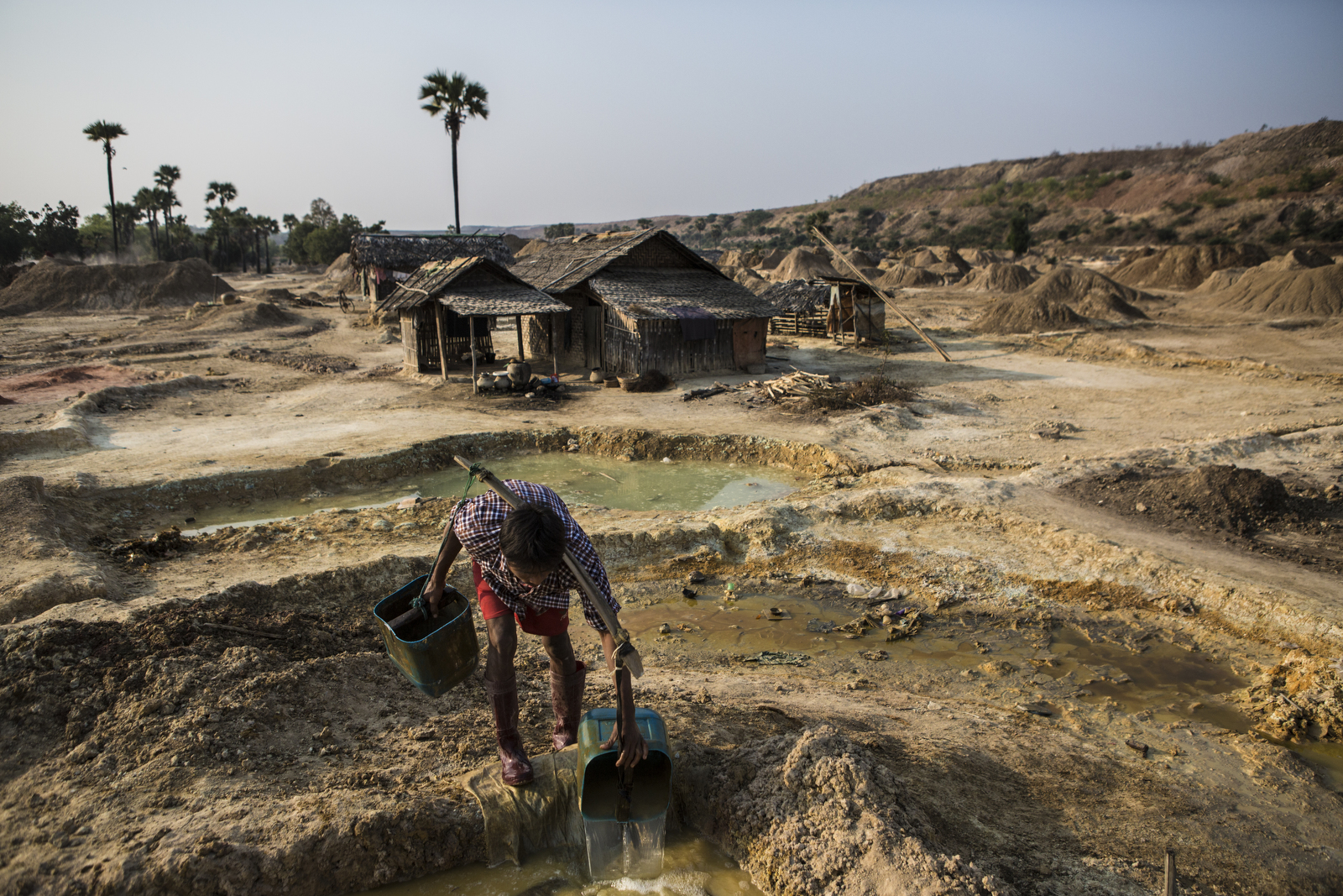 MATHIEU_WILLCOCKS_Letpadaung_Copper_Mine_0009.jpg