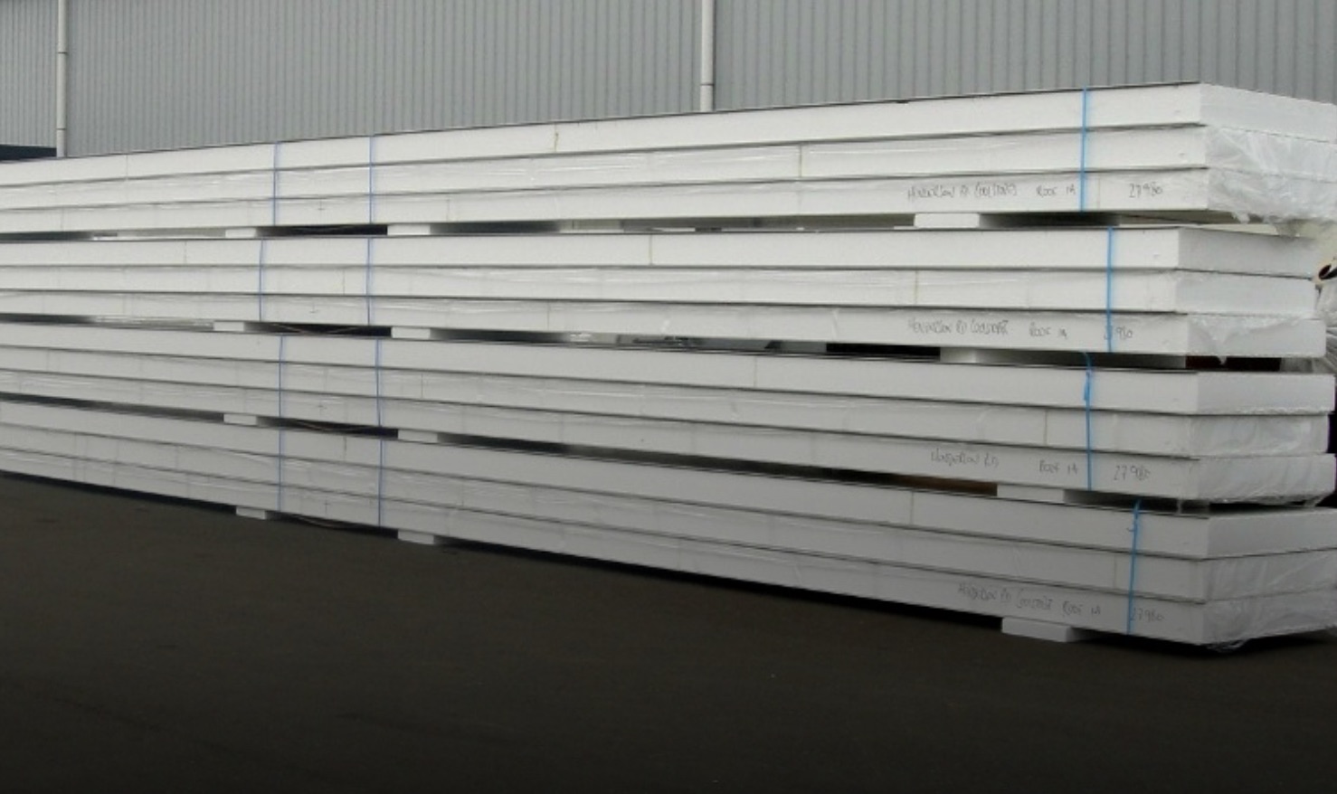 Structural Insulated Panels (SIPs). Photo Credit: LongPanel.com