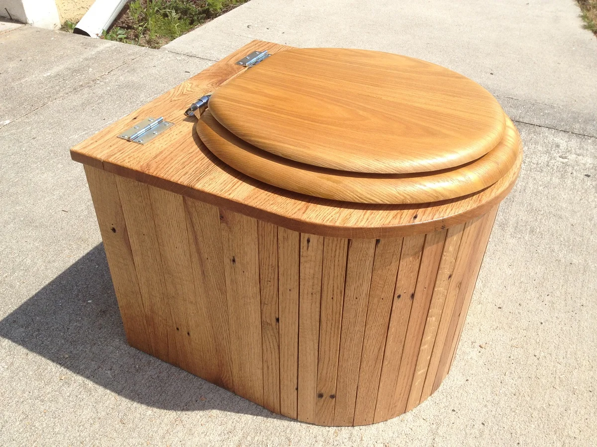 composting toilet.jpg