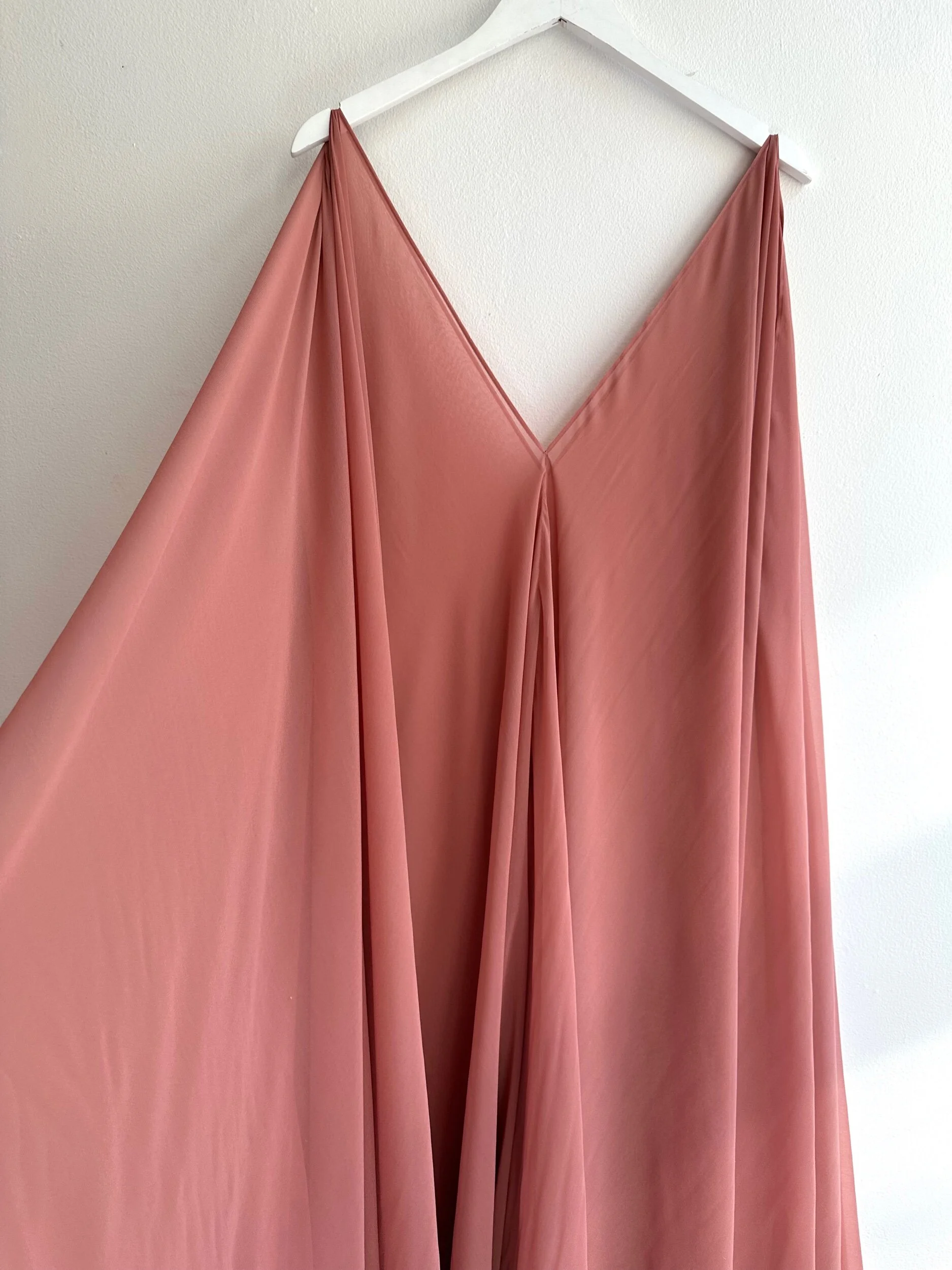 B08A3A51-66FF-4E76-8409-E27777FD7510