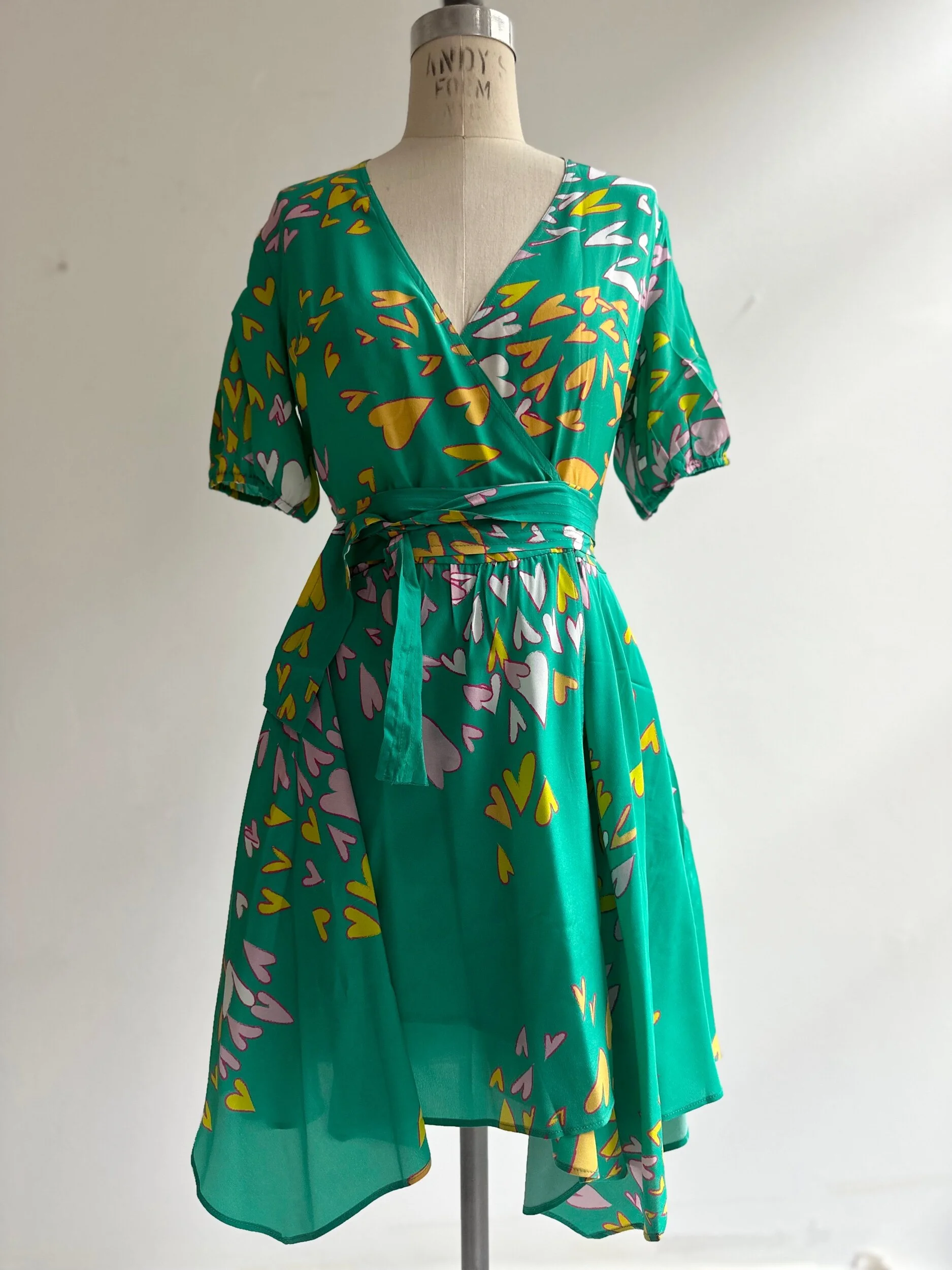 2DC8C44B-AB14-4137-ADF6-B8D376EA469A