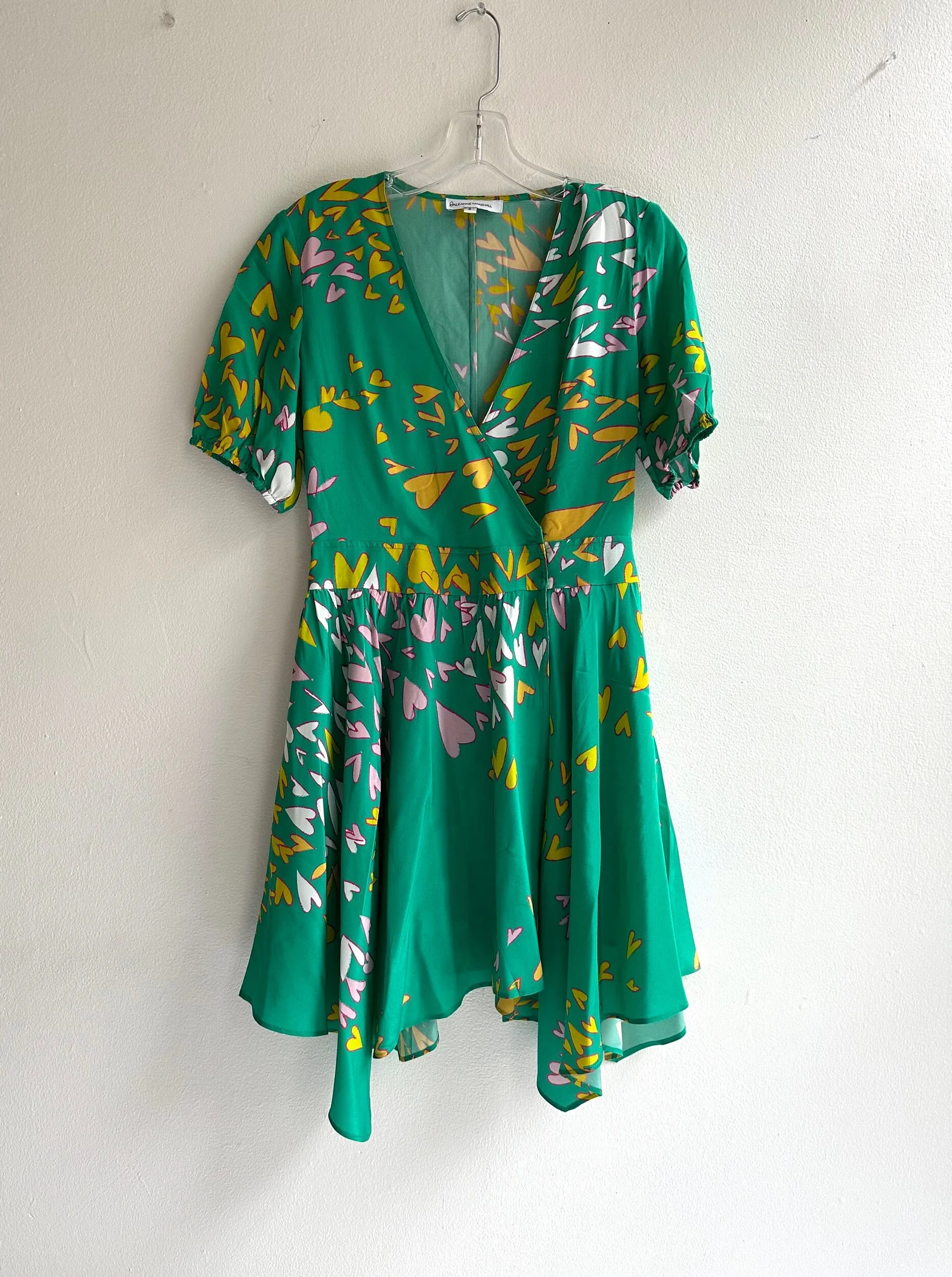 EC7716D8-E76E-4DCD-BFD4-90EBF1EE51C9