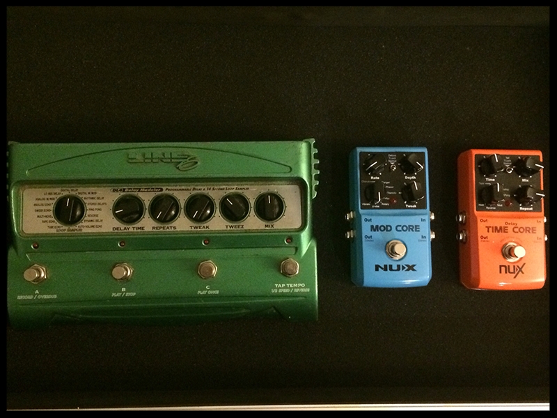 Both Sides - Line 6 DL-4, NUX Timecore and Modcore pedals, Boss RC-300 stereo multitrack looper. These pedals are stereo in and out to process both sides at once.