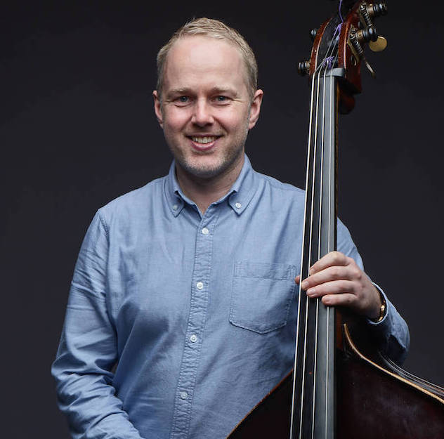 Geoff Chalmers bassist.jpg