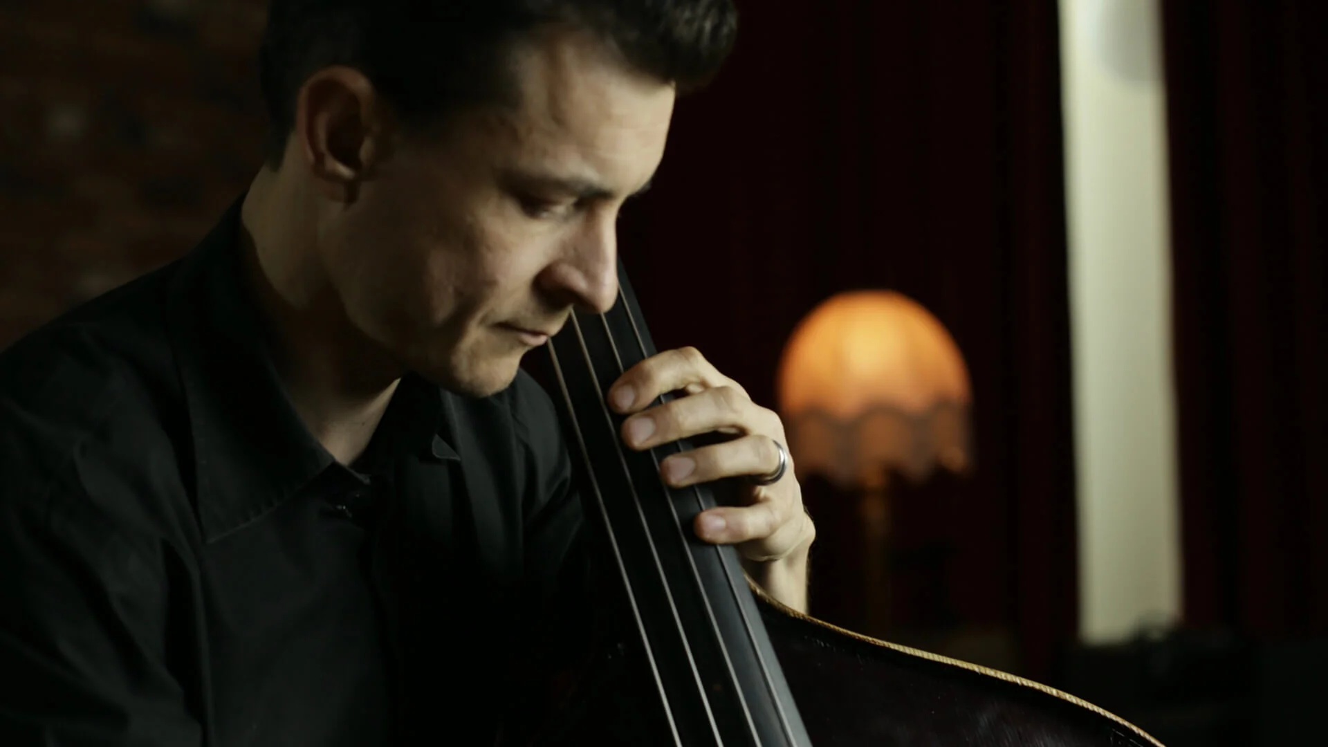 Left Hand Technique for Fast Walking Bass Lines