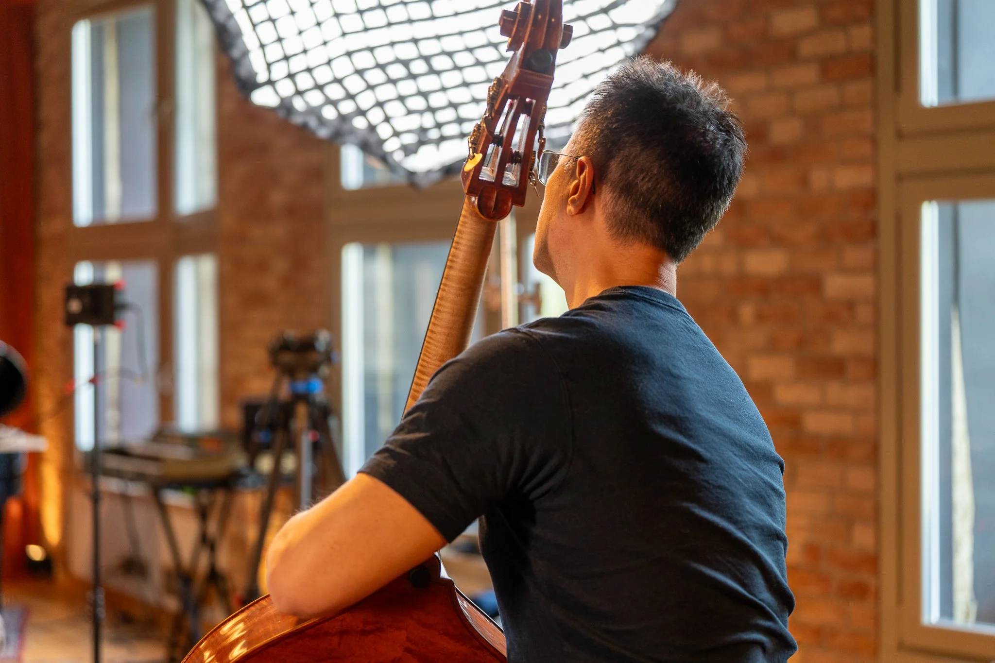 Can't wait to share our latest video on YouTube this afternoon! It features an amazing player and some seriously funky soloing 💫