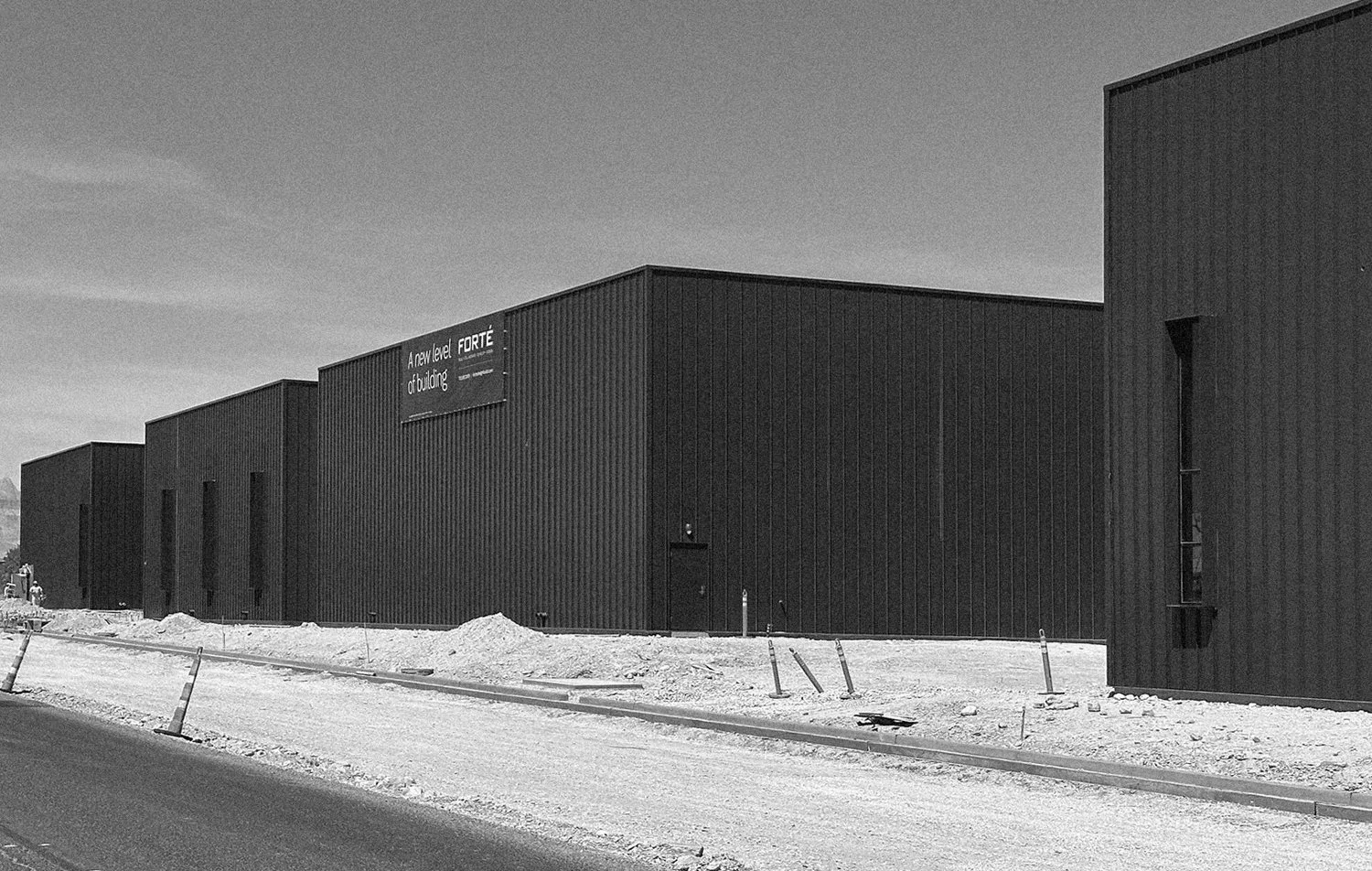 IMG_4028 copy bg-1.jpg