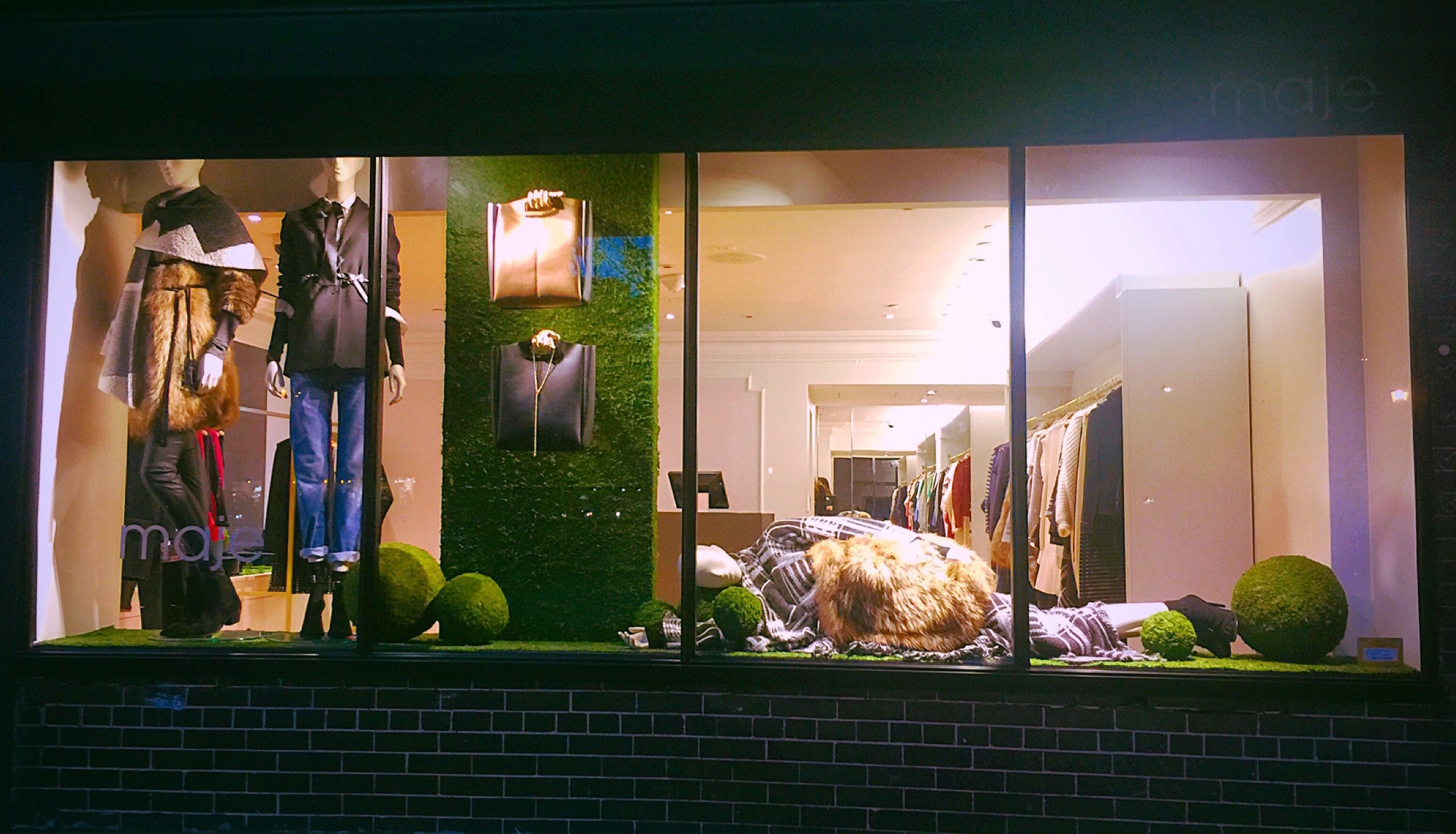 New York Fashion Week windows were designed to push the Maje new accessory line, I worked with external stakeholders to source and build the props. 2015