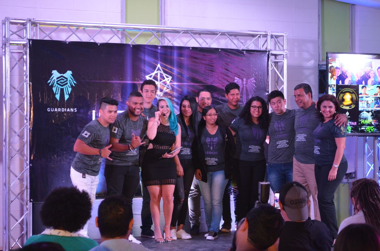 Los squads de la Legión con Diana Monster.