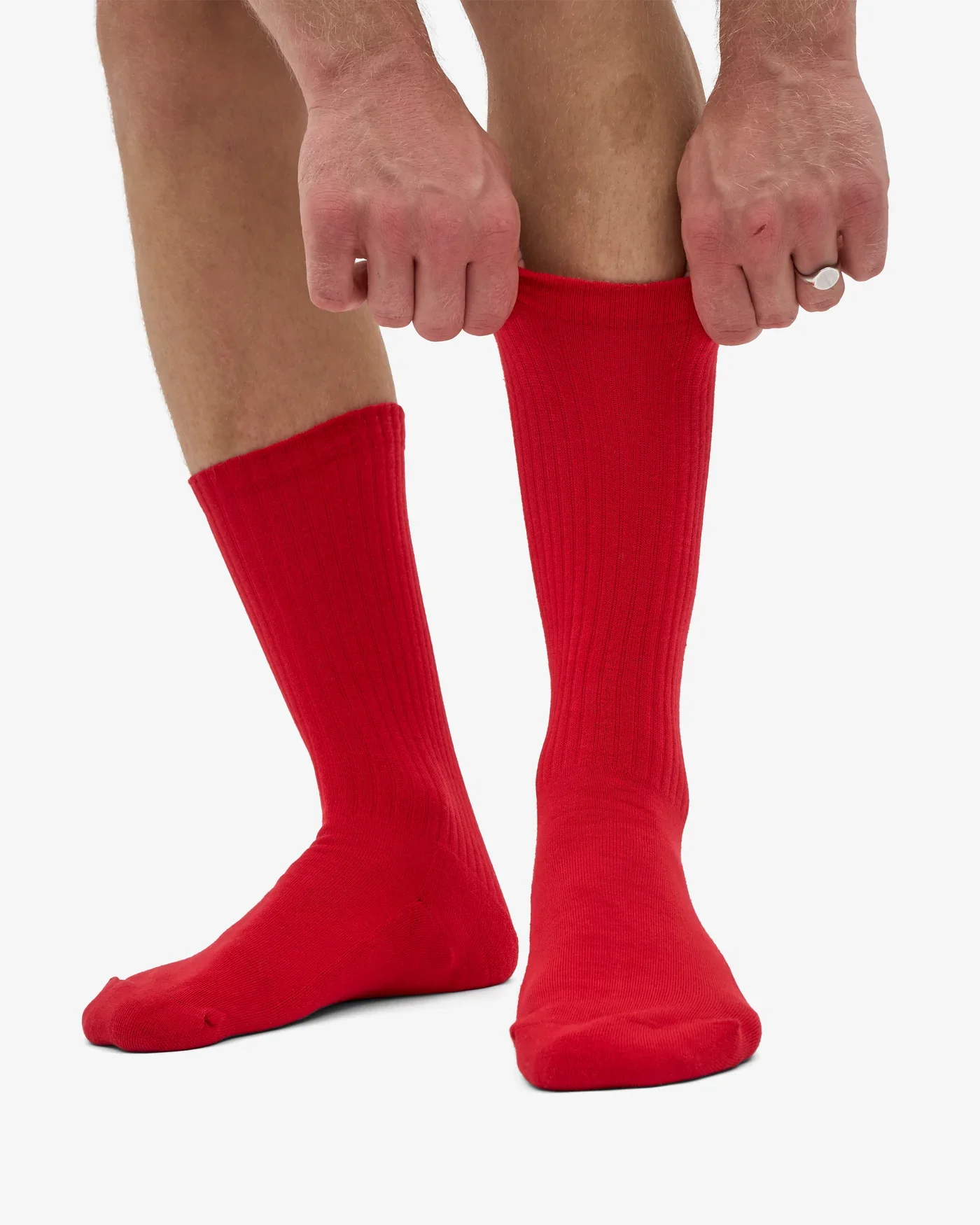 CS6005_Organic-Active-Sock-Scarlet-Red_Male_0079_3.heic.webp