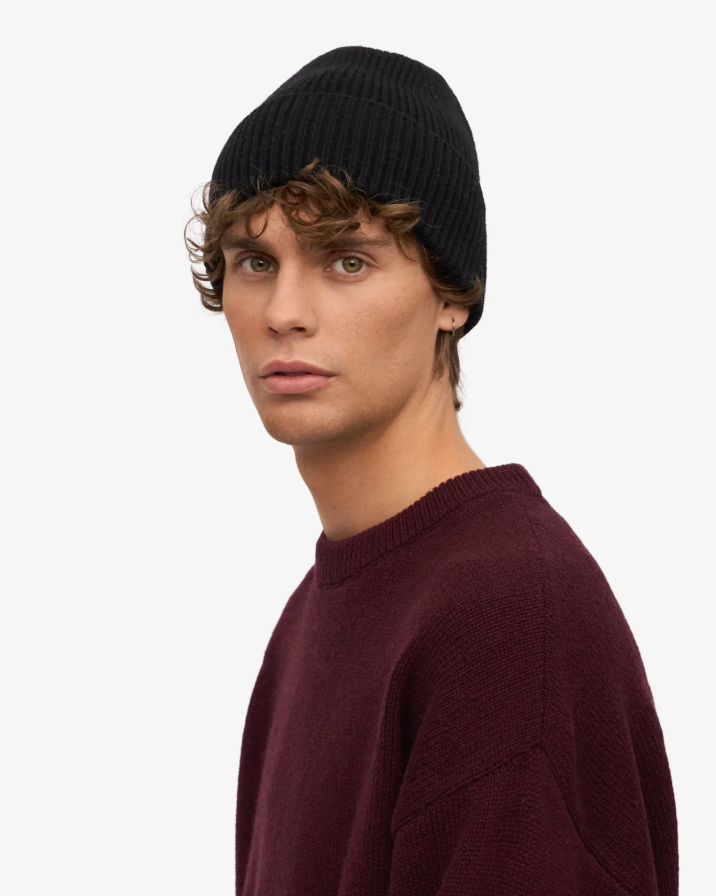 merino-wool-beanie-beanie-deep-black-male_3.heic.webp
