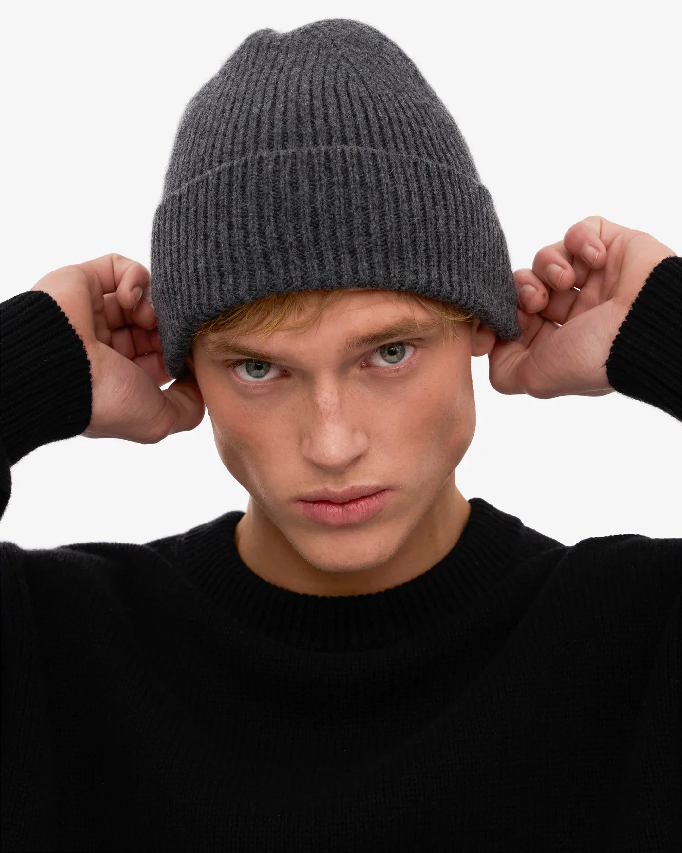 merino-wool-beanie-beanie-lava-grey-male_5.heic.webp
