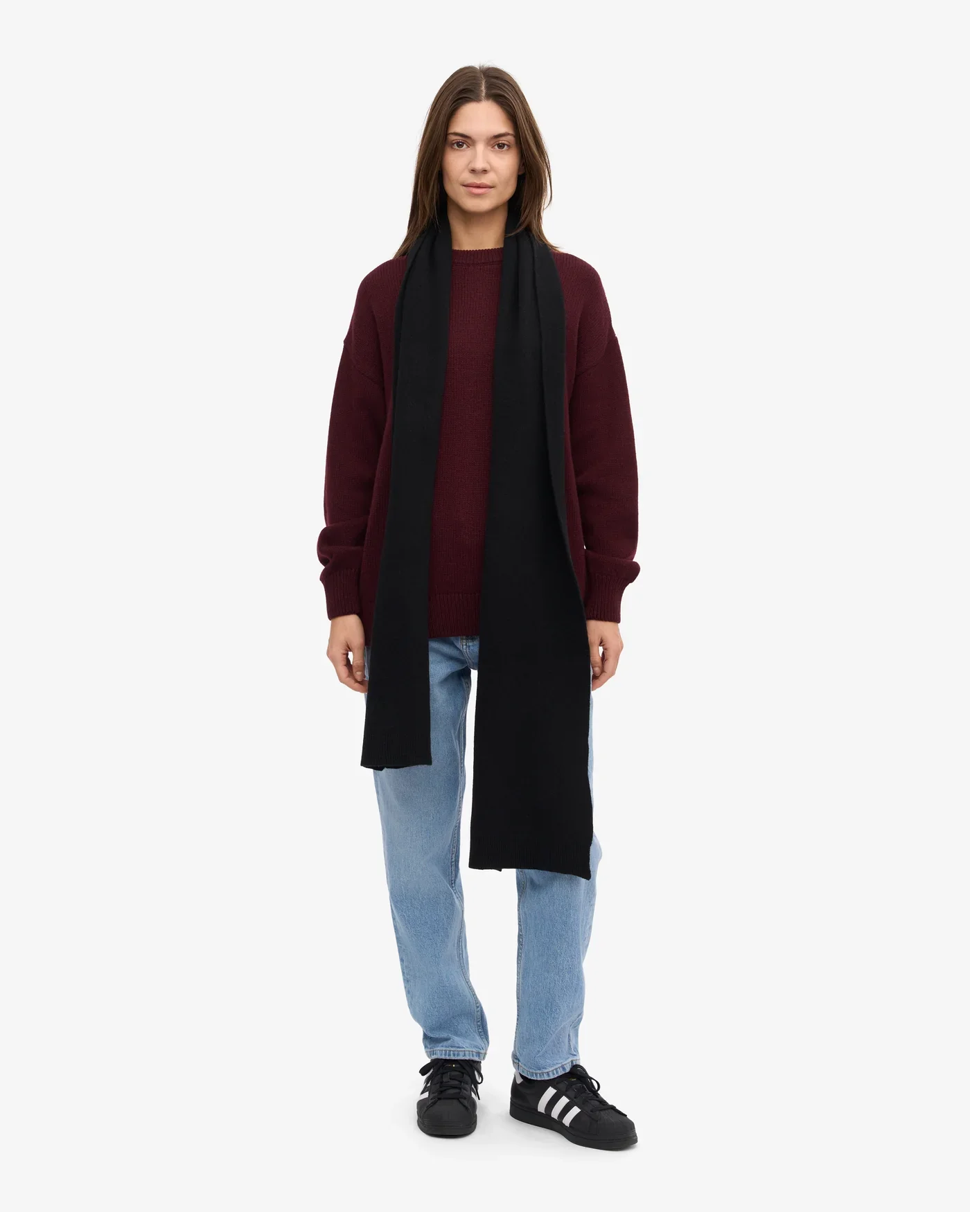 merino-wool-scarf-scarf-deep-black-female_3.heic.webp