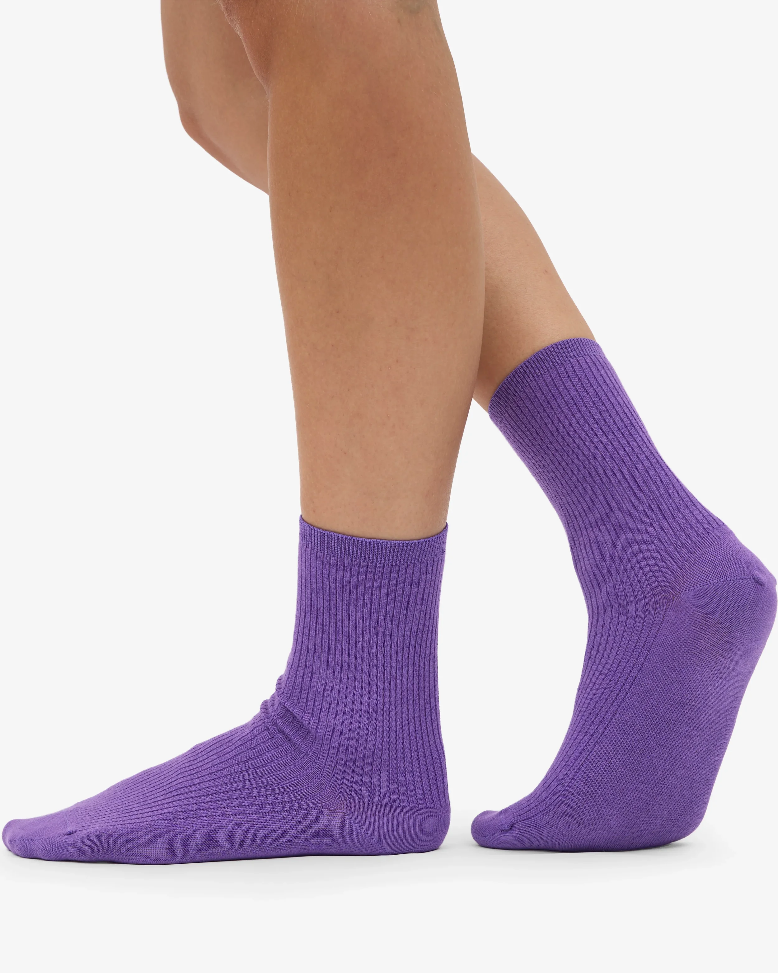 CS6002_Women-Classic-Organic-Sock_Ultra-Violet_0052_2.heic.webp