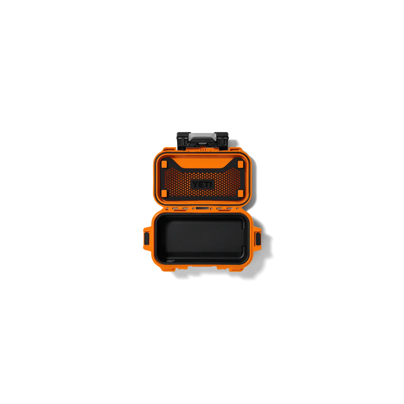 70000004744_26010000500_Site_Studio_Cargo_Loadout_GoBox_1_Gear_Case_King_Crab_Orange_Overhead_075_B_2400x2400_6e9f5172-3efc-4364-86b0-0460a80ab143.png.webp