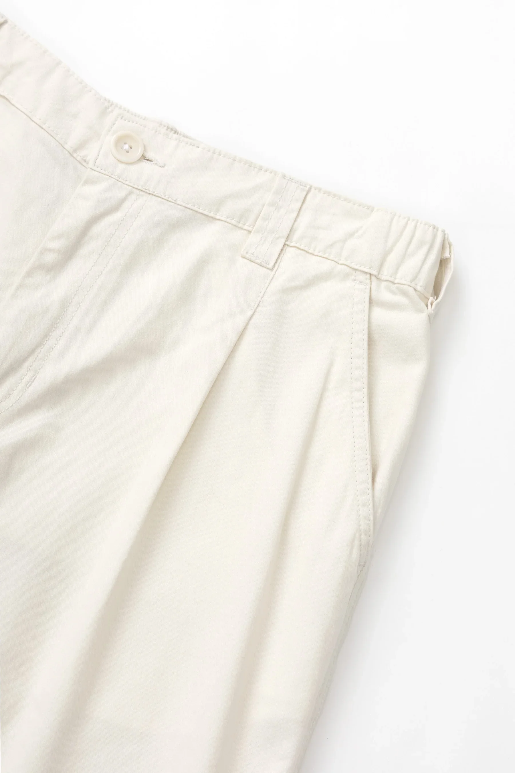 SW005-WaiterPants-Twill-Off-White-03.jpg.webp