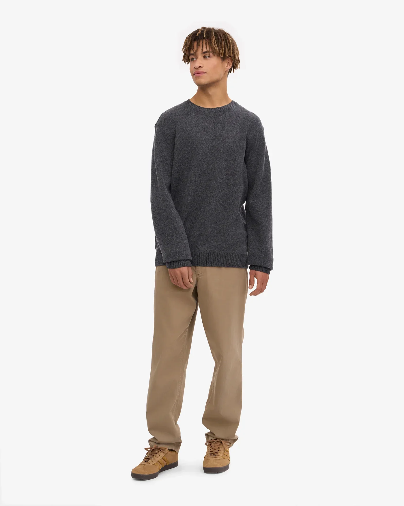merino-wool-crew-crewneck-lava-grey-male_5.heic.webp