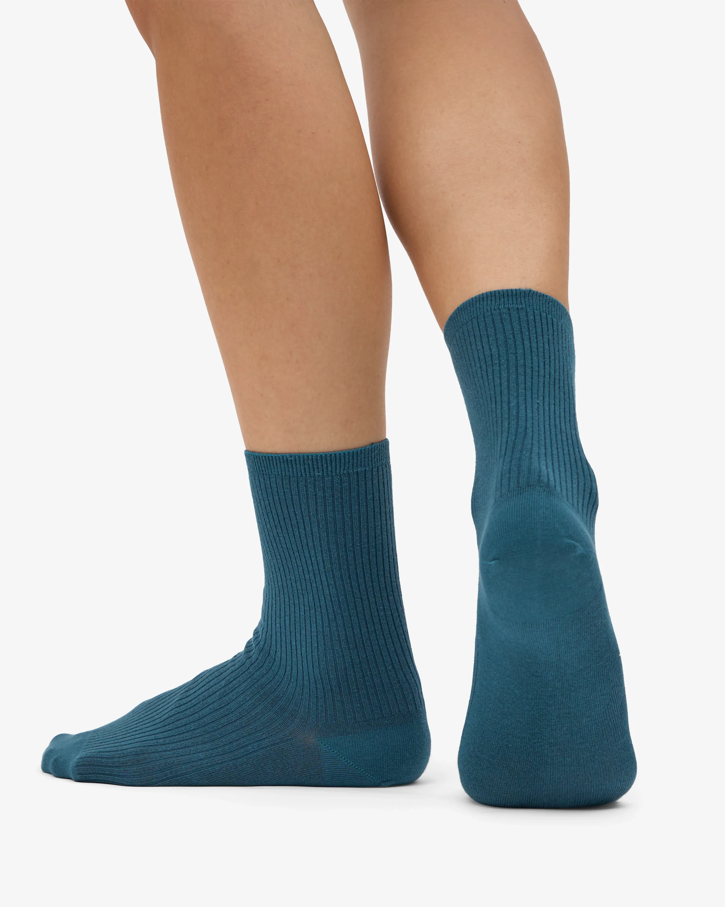 CS6002_Women-Classic-Organic-Sock_Ocean-Green_0078_2.heic.webp